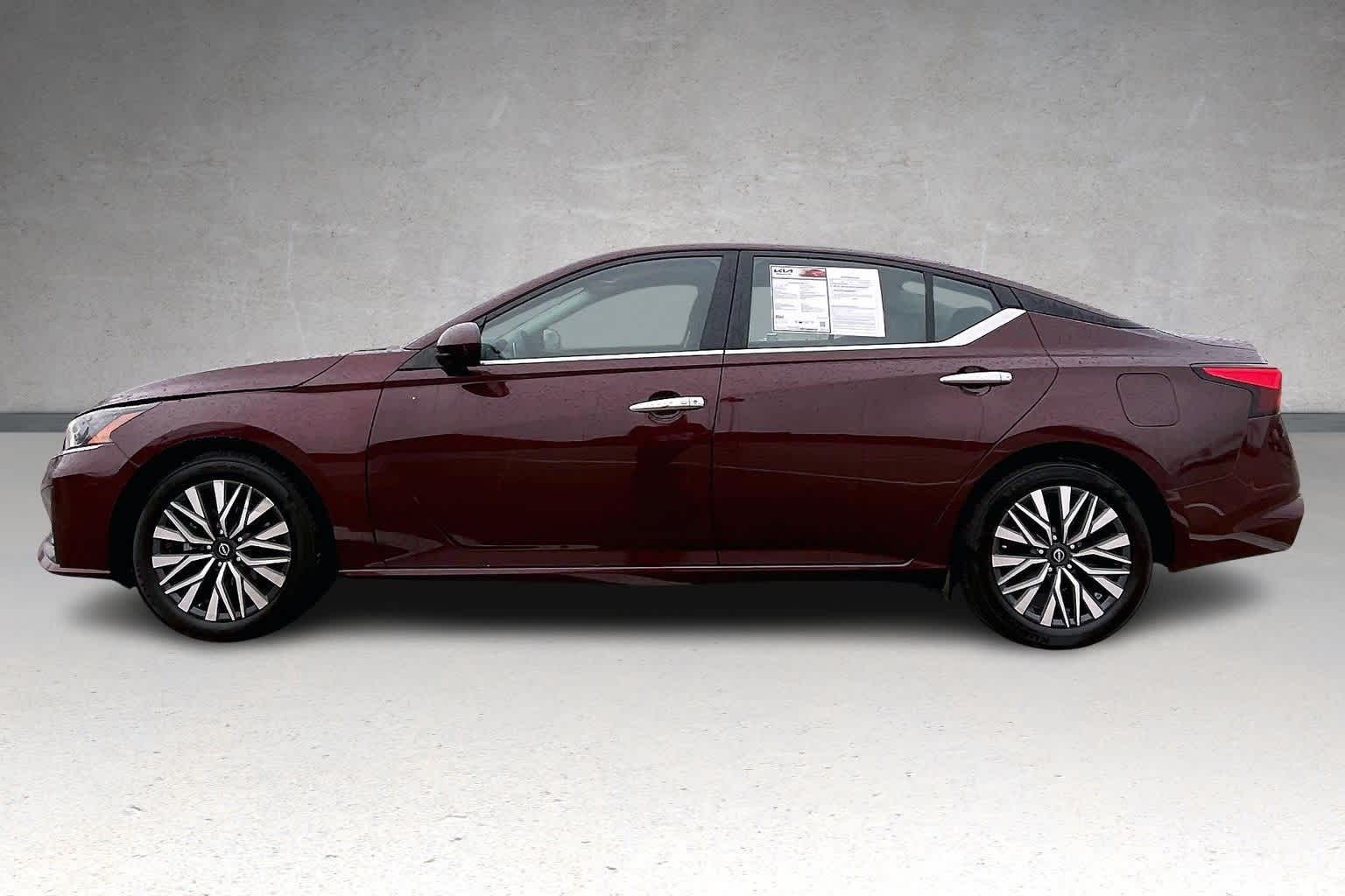 Thumbnail: 2024 Nissan Altima - 3