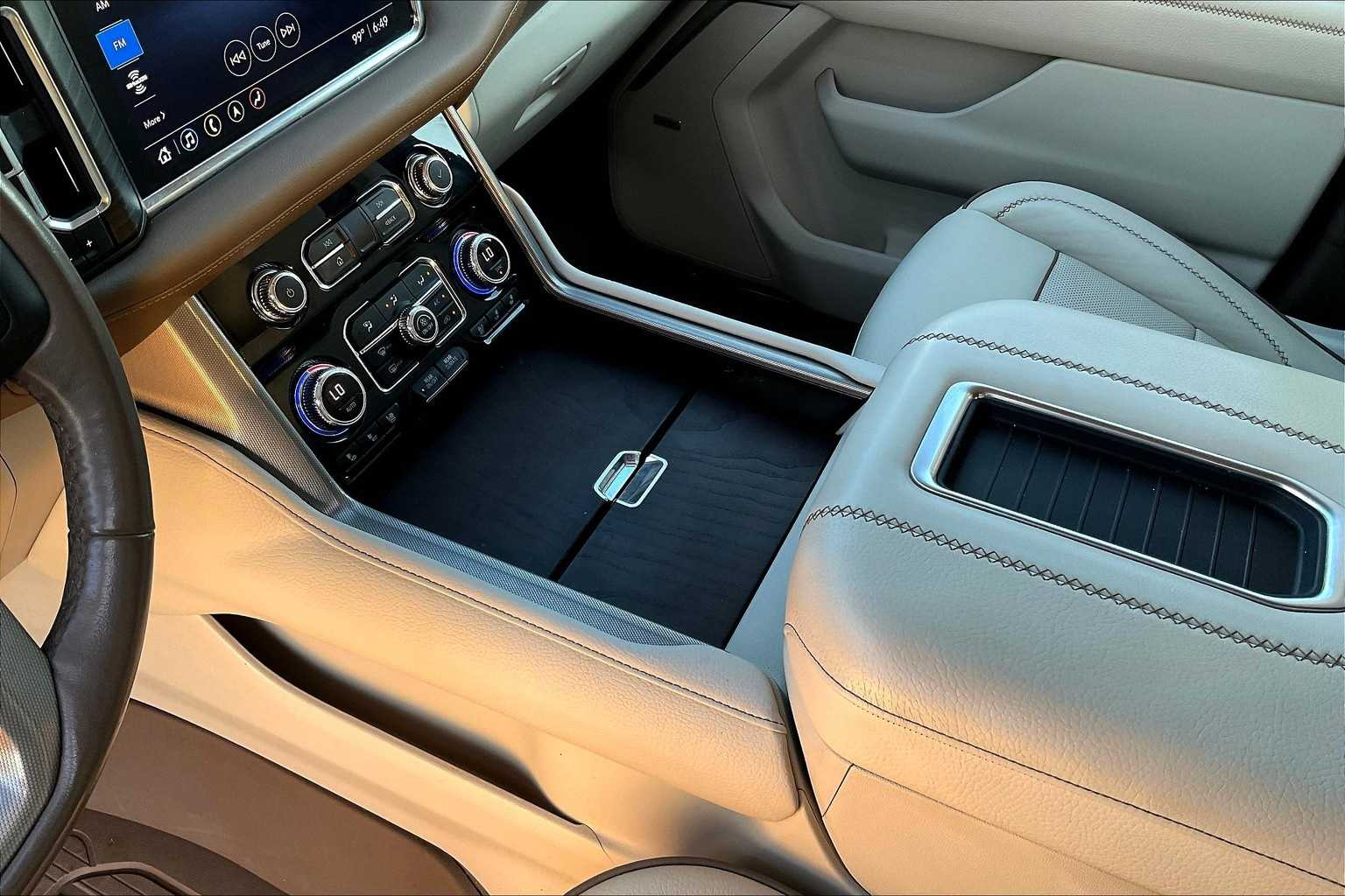 Thumbnail: 2021 GMC Yukon - 16