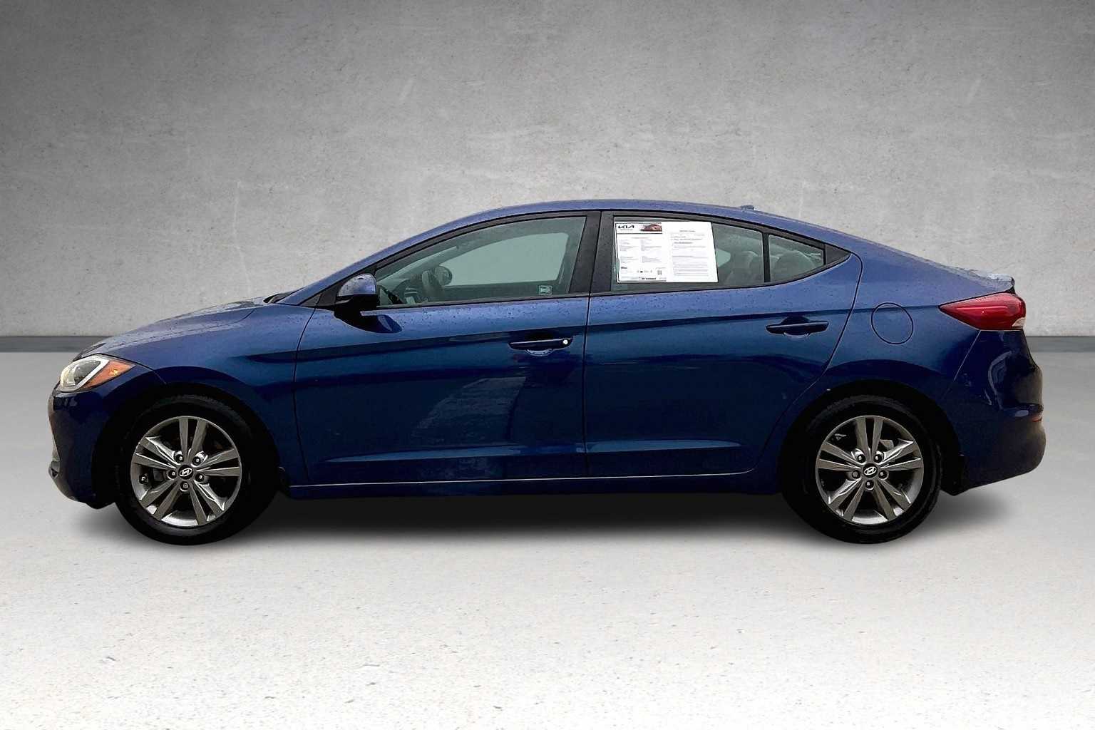 Thumbnail: 2017 Hyundai Elantra - 3