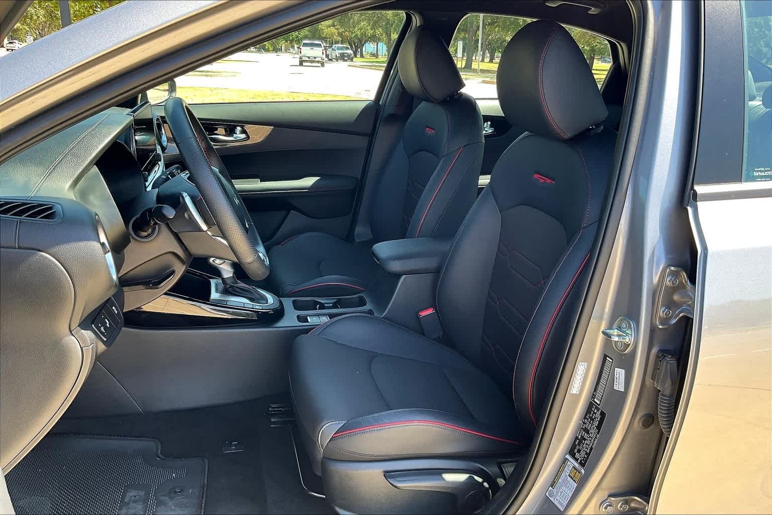 Thumbnail: 2023 Kia Forte - 11