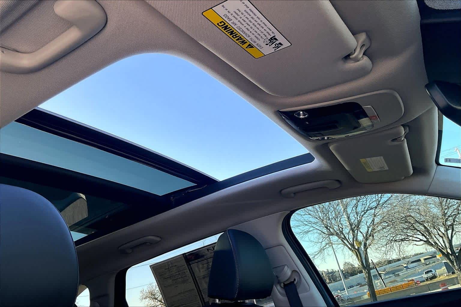 Thumbnail: 2024 Kia Sorento - 29