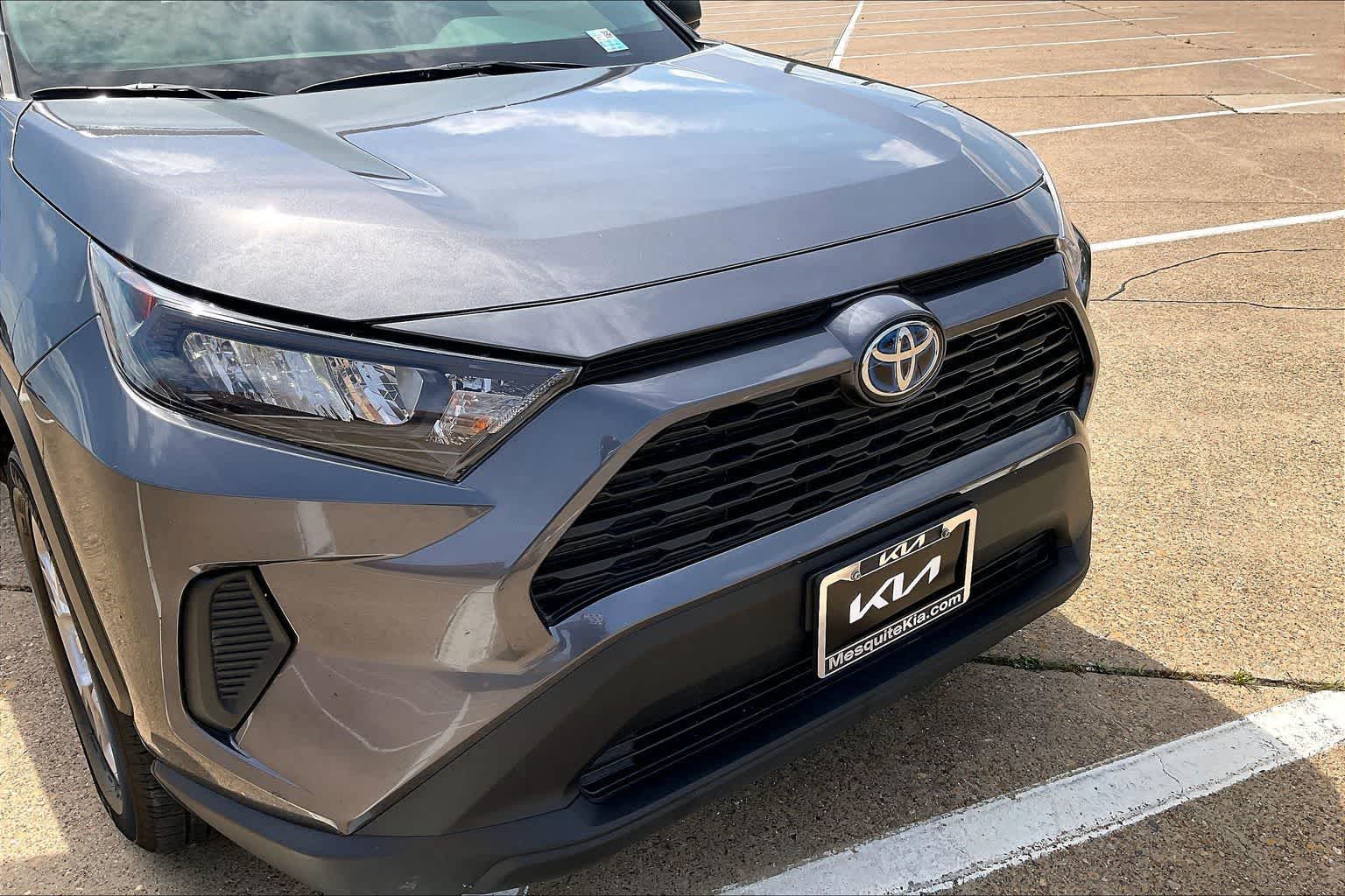 Thumbnail: 2022 Toyota RAV4 - 31
