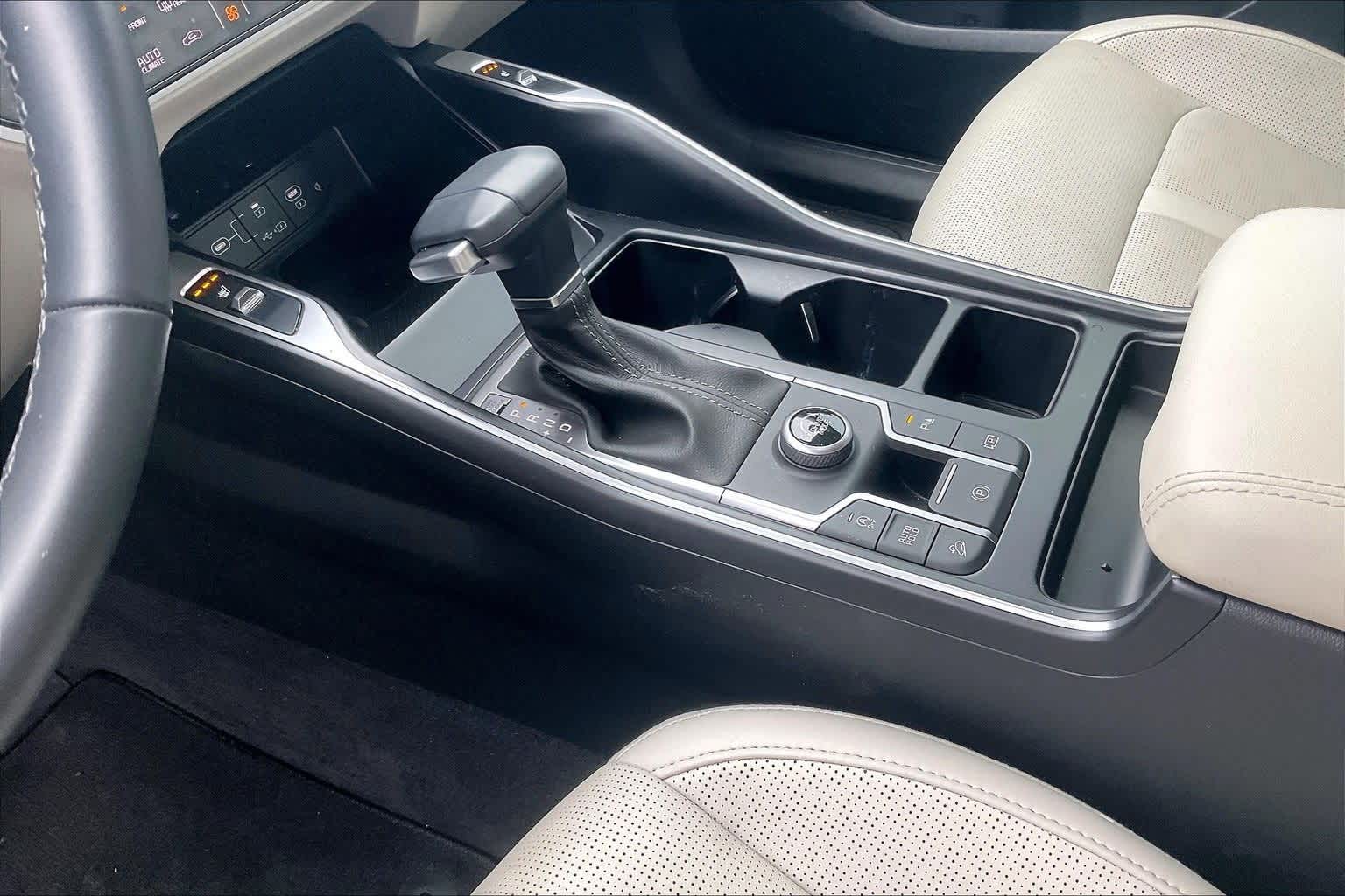 Thumbnail: 2025 Kia Sorento - 14