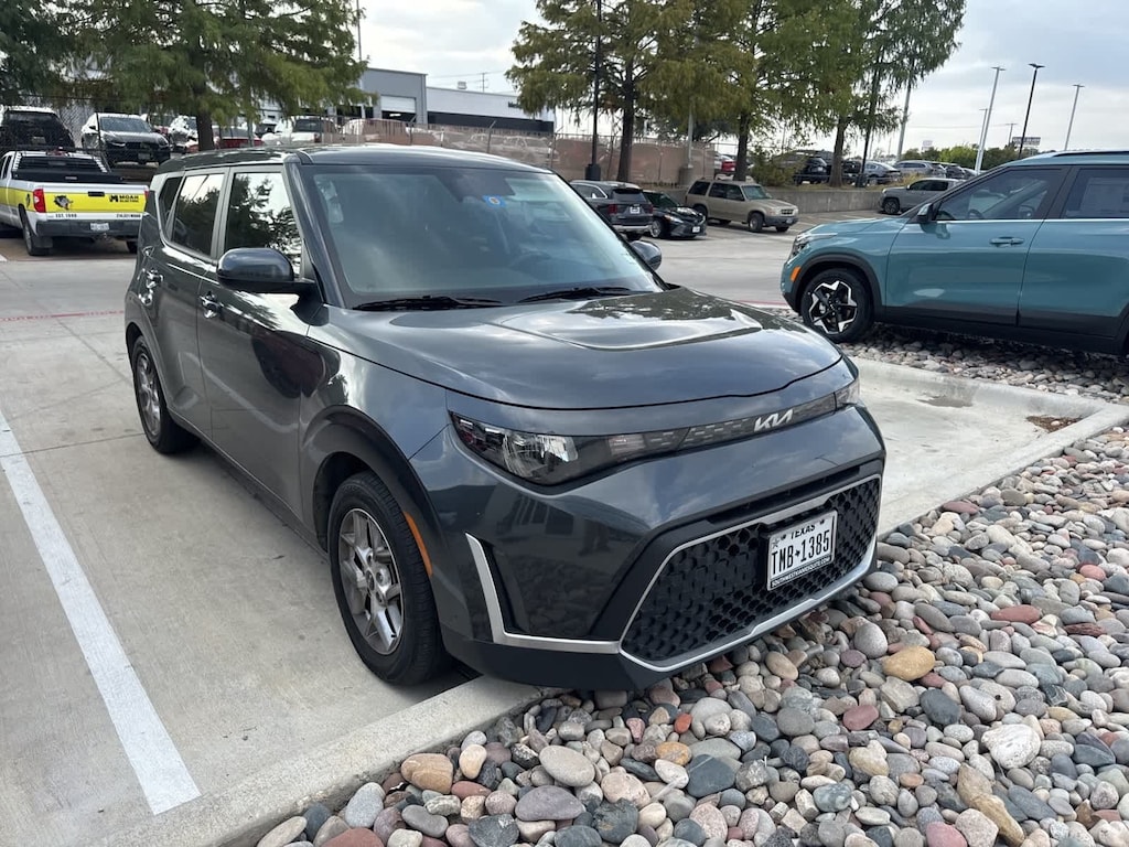 Certified 2024 Kia Soul LX Hatchback