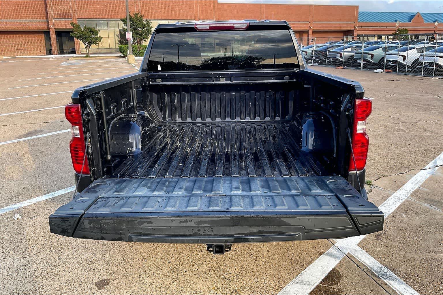 Thumbnail: 2022 Chevrolet Silverado 1500 - 18