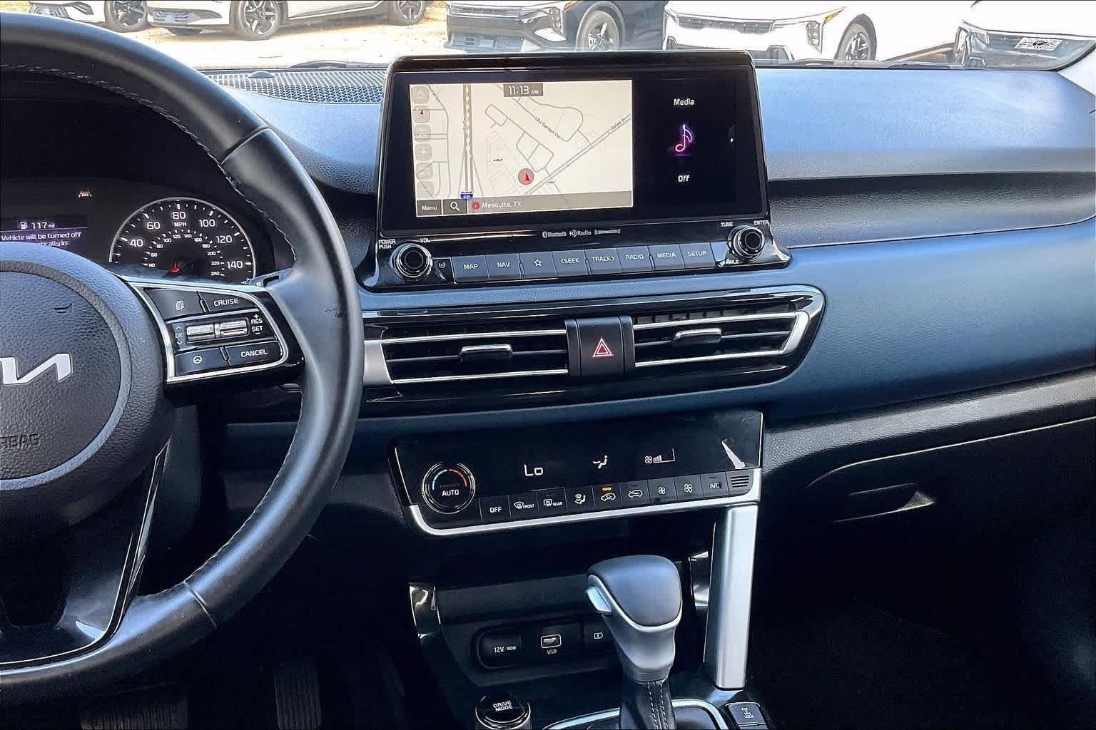 Thumbnail: 2023 Kia Seltos - 15