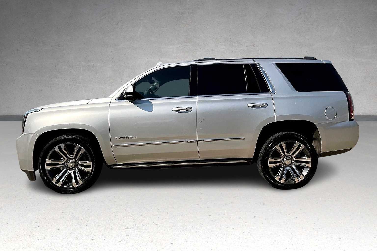 2018 Gmc Yukon Denali photo 3