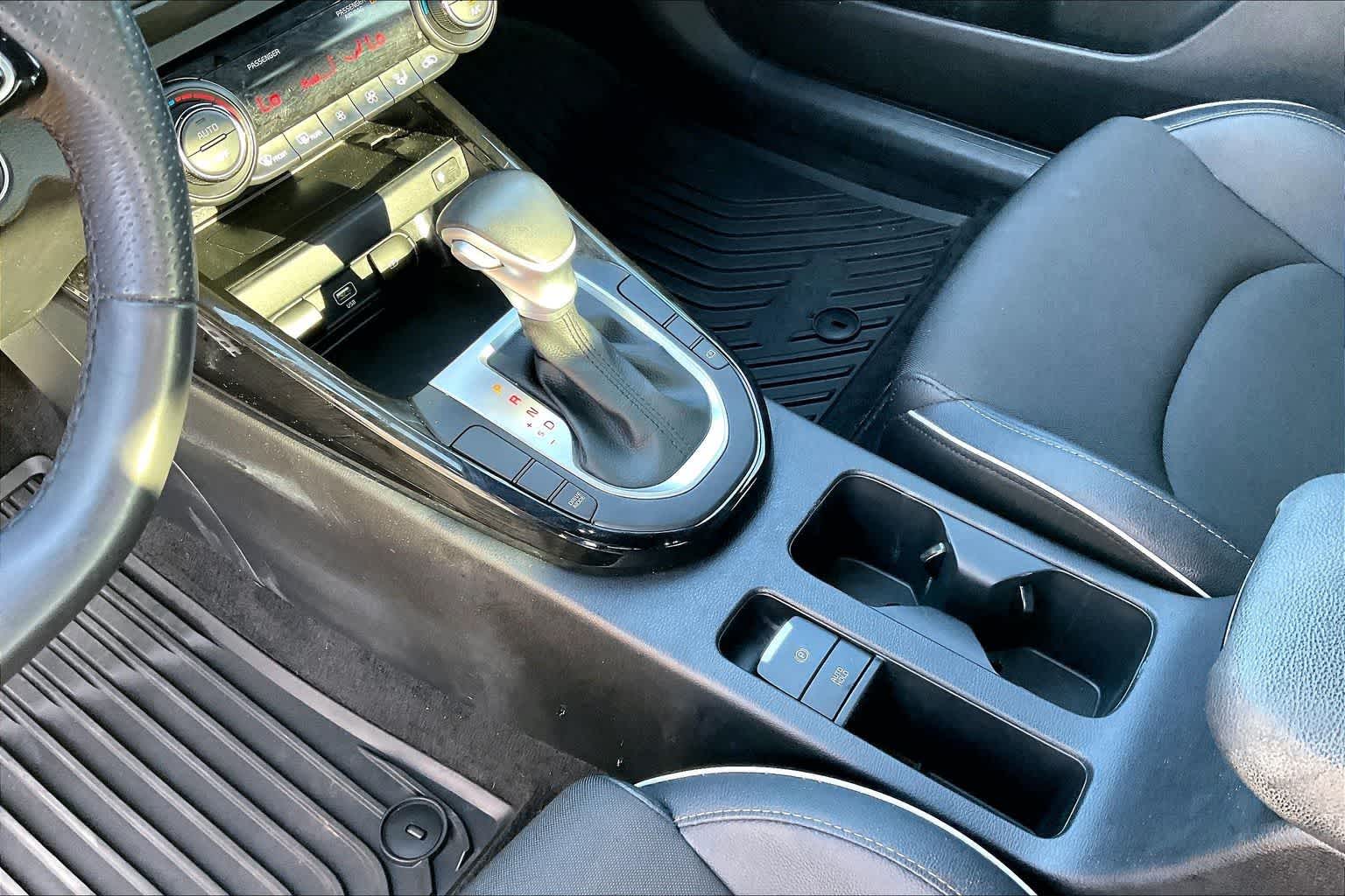 Thumbnail: 2024 Kia Forte - 16