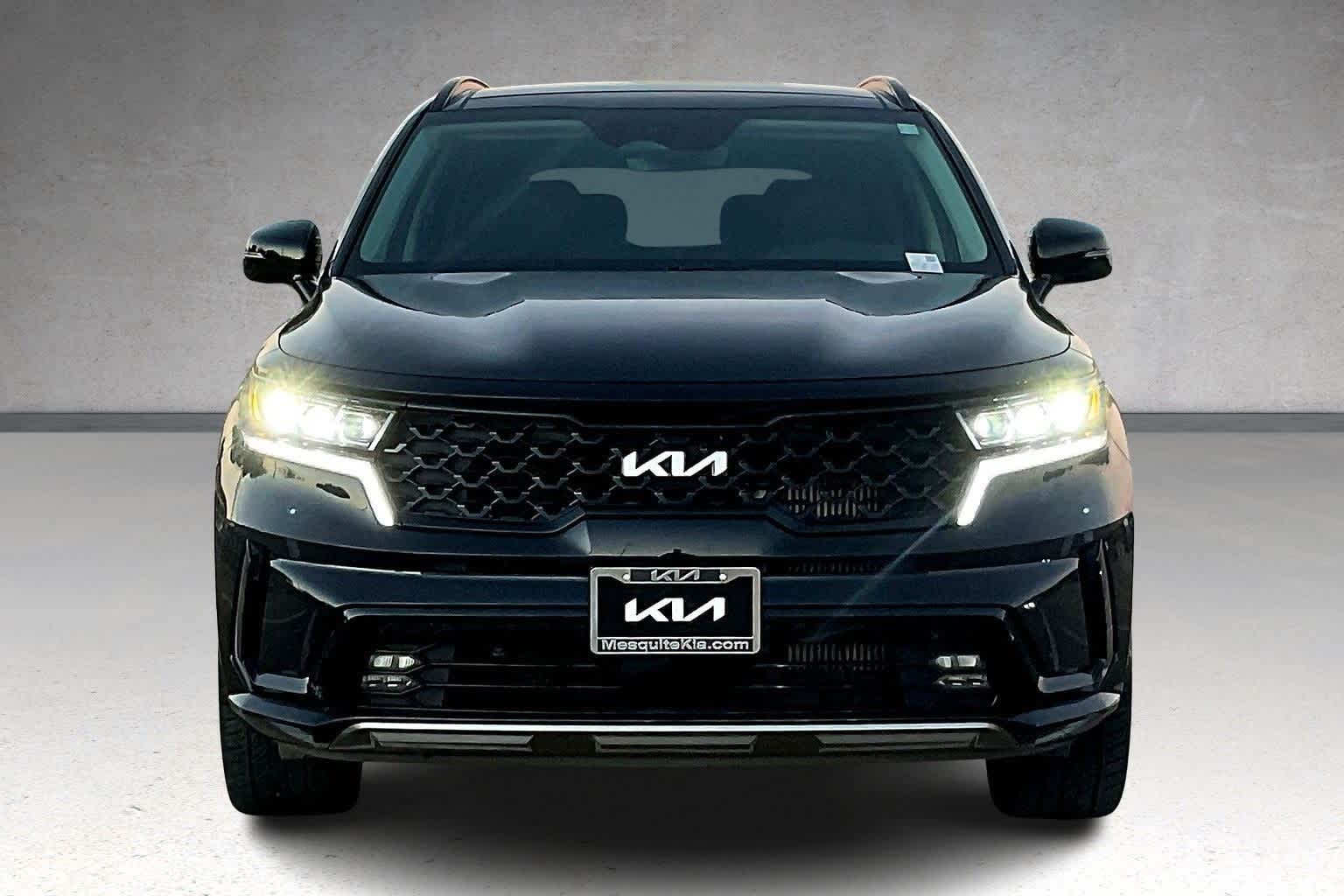 Thumbnail: 2023 Kia Sorento - 6