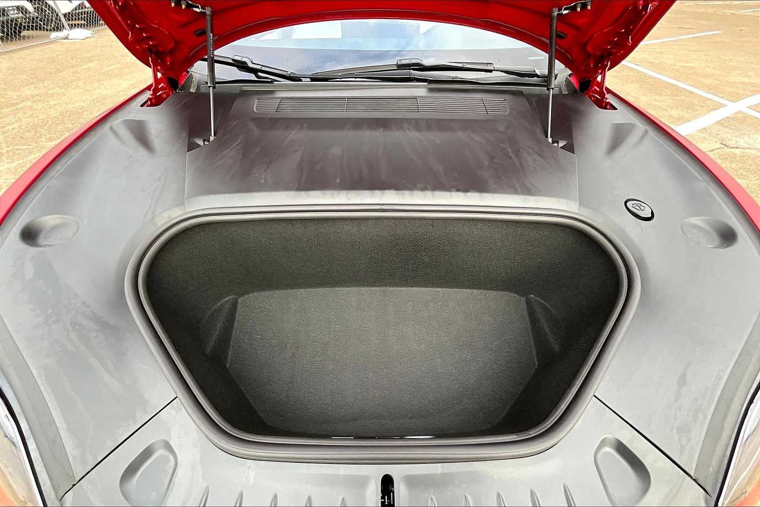 Thumbnail: 2023 Tesla Model S - 8