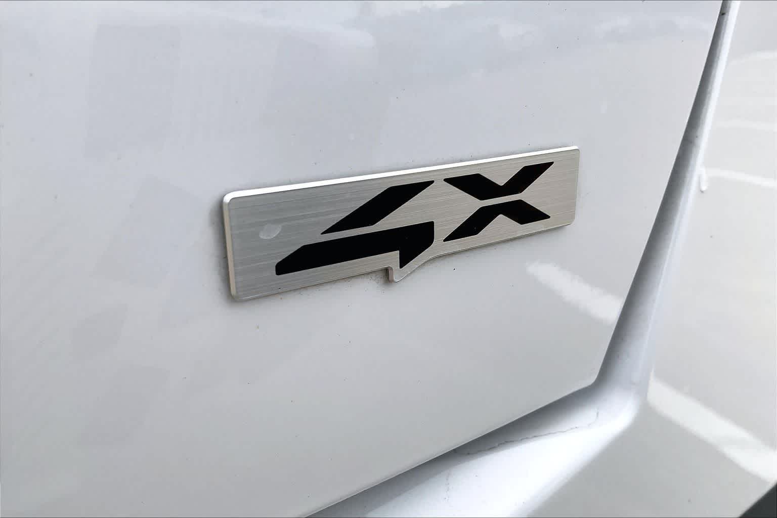 Thumbnail: 2024 Kia Sorento - 7