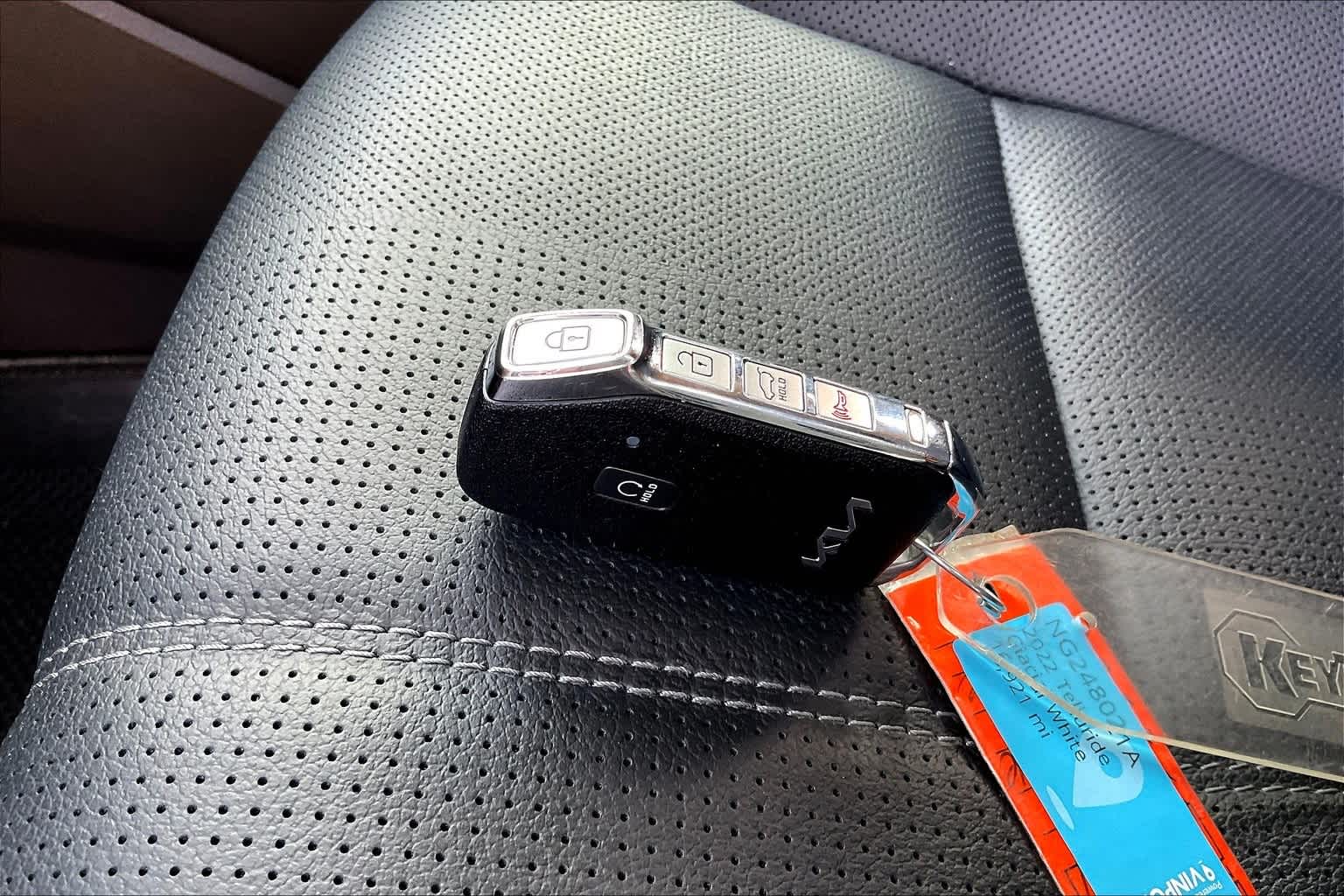 Thumbnail: 2022 Kia Telluride - 19