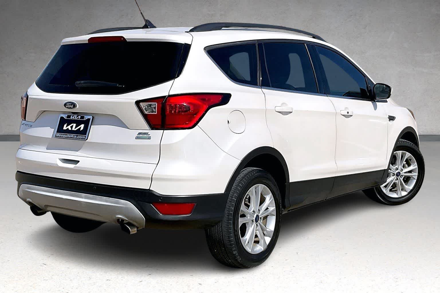 Thumbnail: 2019 Ford Escape - 22