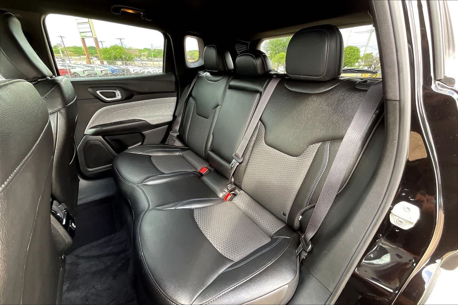 Thumbnail: 2025 Jeep Compass - 29