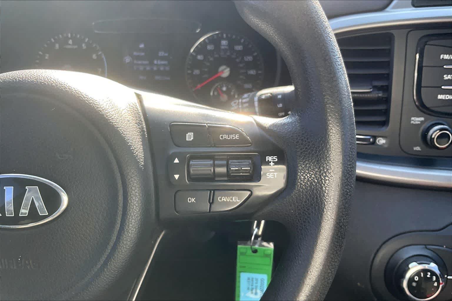 Thumbnail: 2016 Kia Sorento - 23