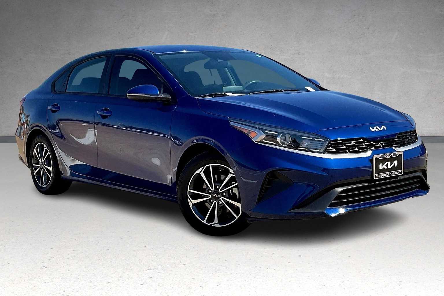 Thumbnail: 2023 Kia Forte - 20