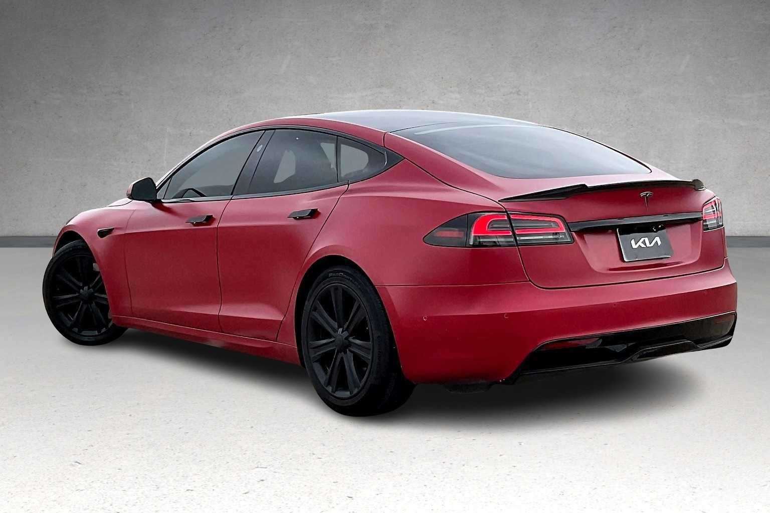 Thumbnail: 2023 Tesla Model S - 4