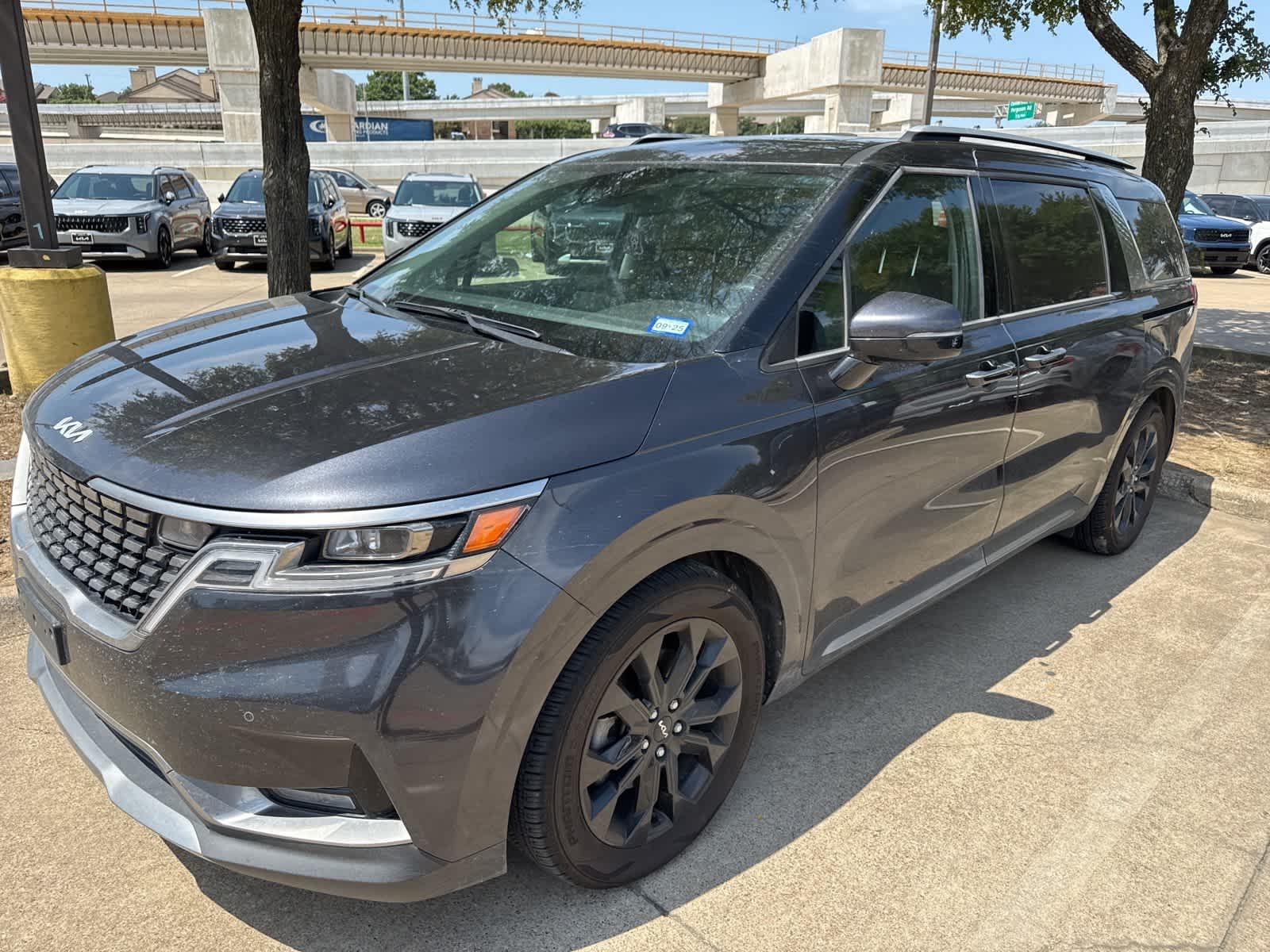 Thumbnail: 2024 Kia Carnival - 2