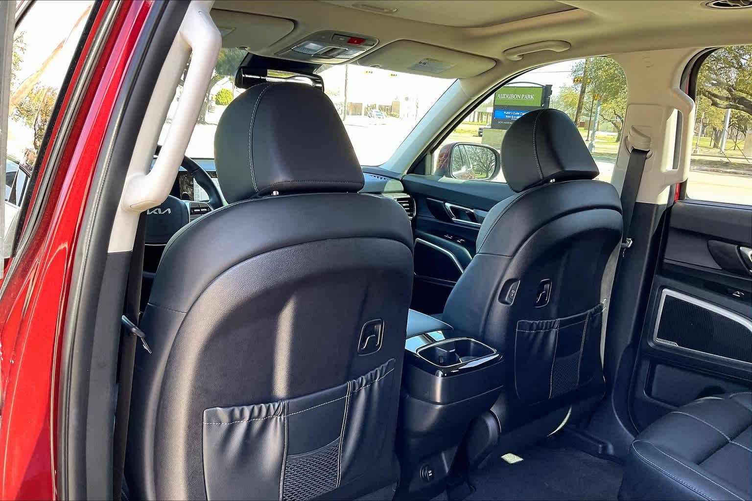 Thumbnail: 2024 Kia Telluride - 12