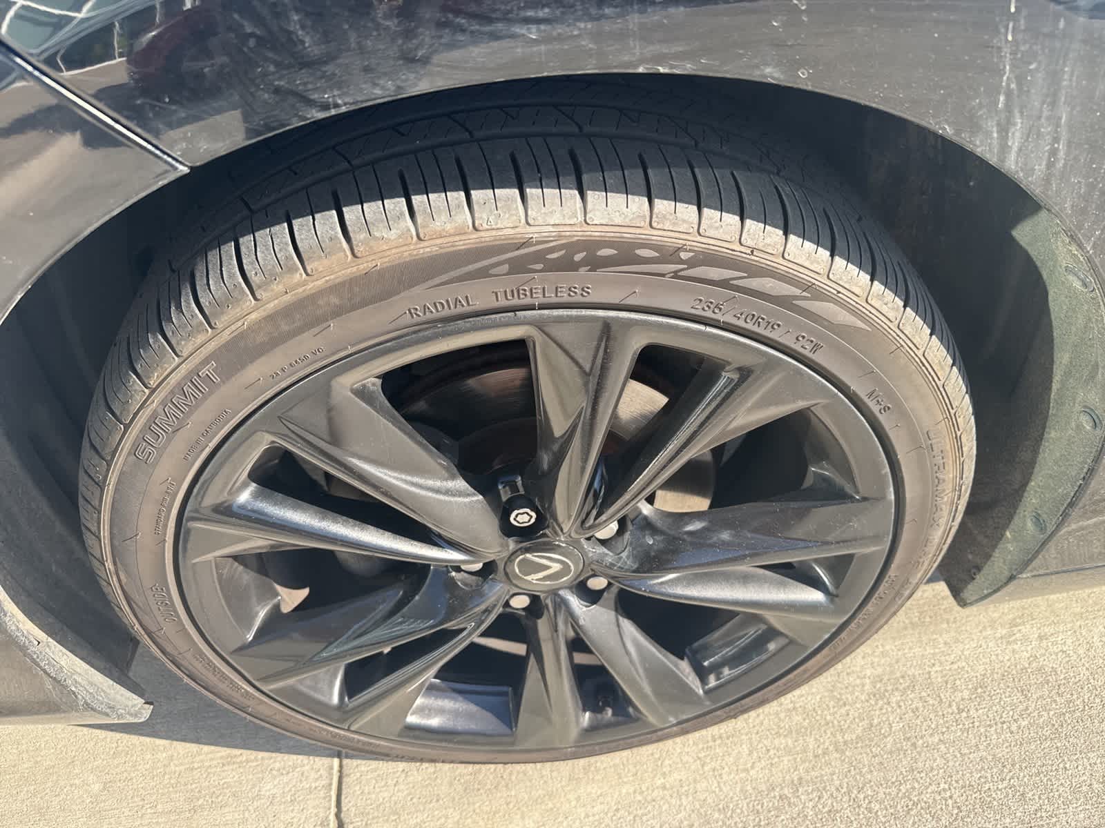 Thumbnail: 2019 Lexus ES - 9