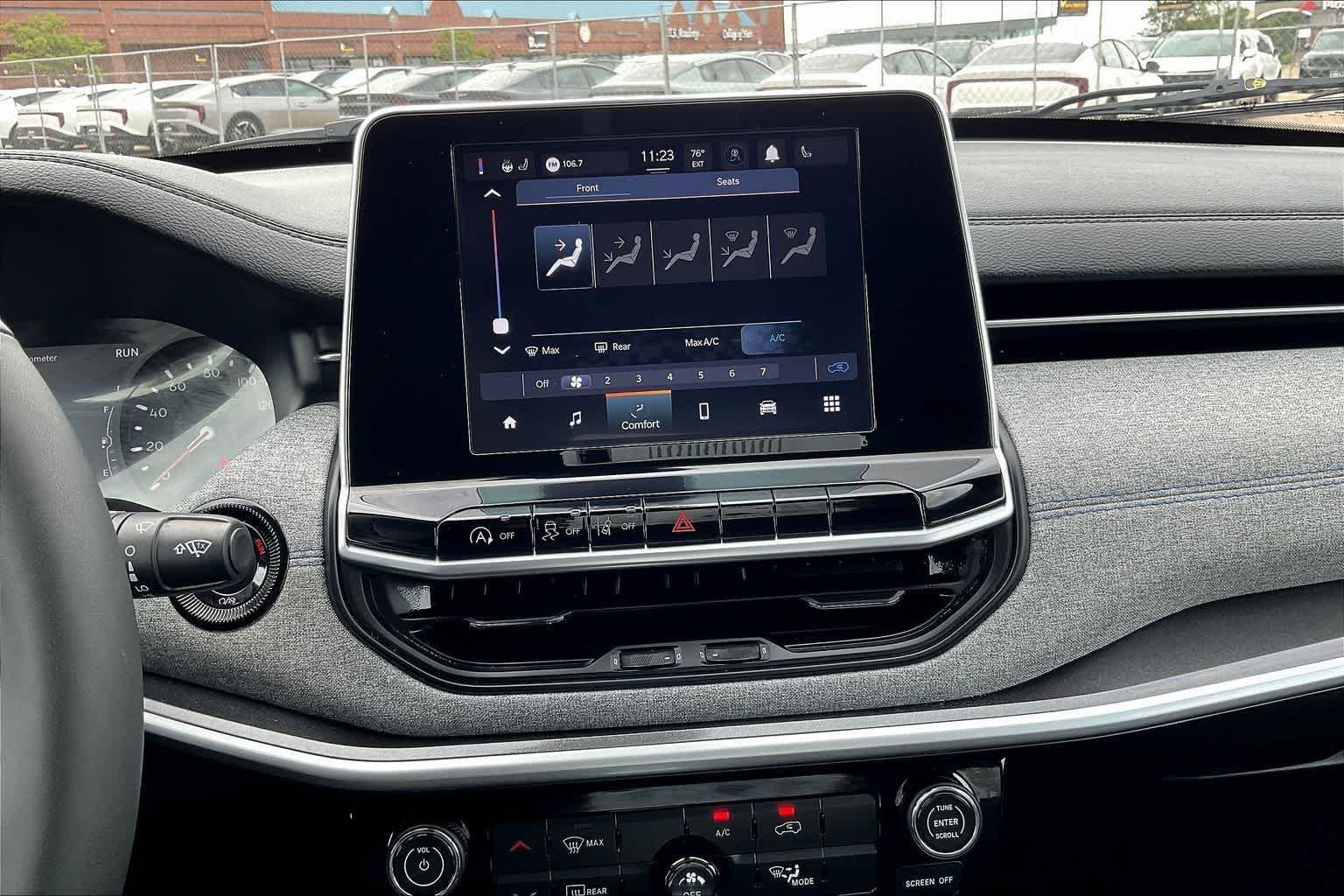 Thumbnail: 2025 Jeep Compass - 15