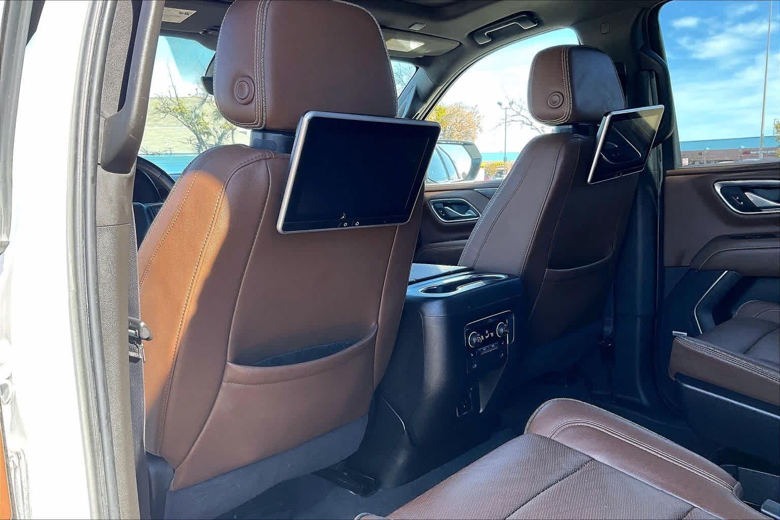 Thumbnail: 2021 Chevrolet Suburban - 11