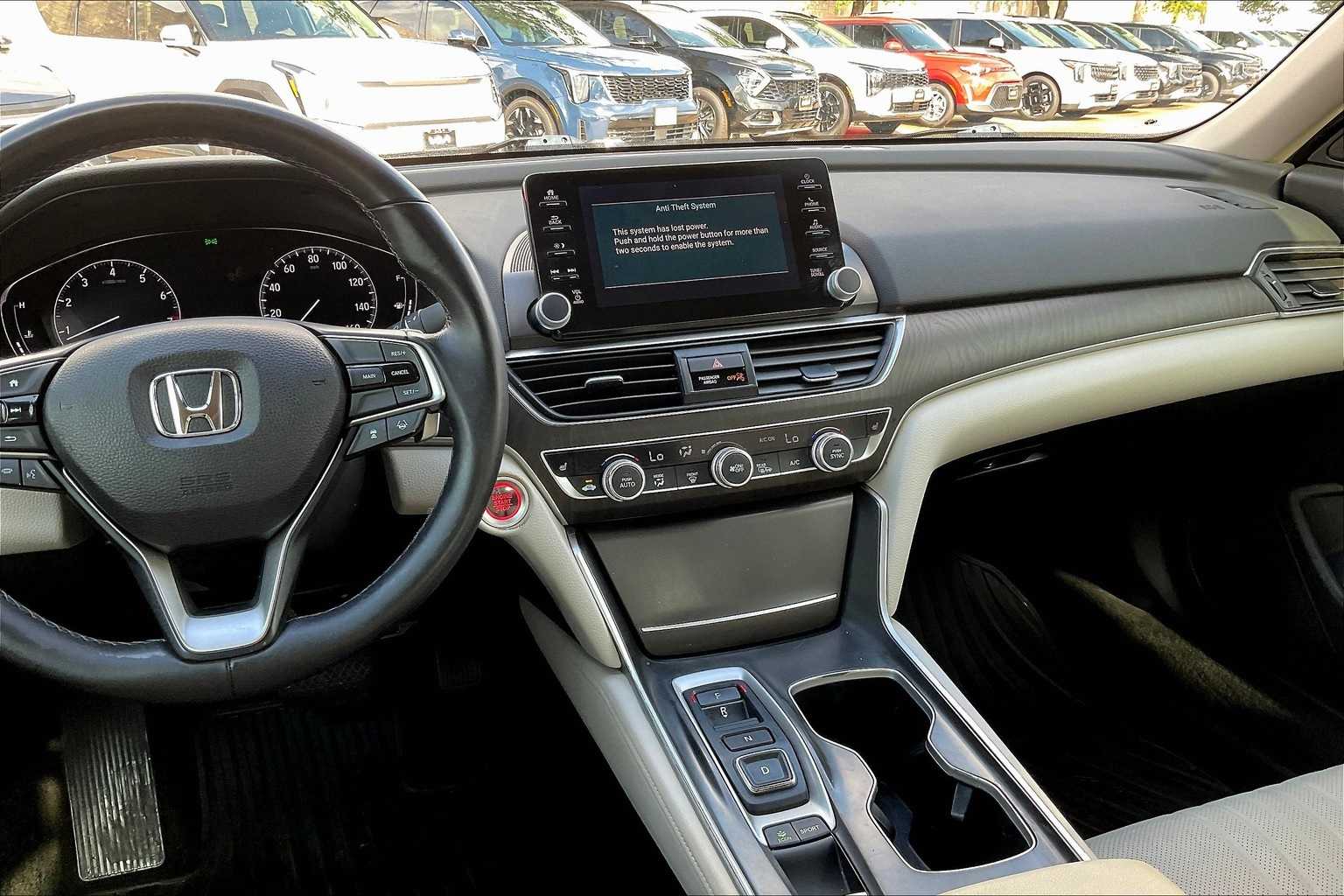 Thumbnail: 2018 Honda Accord - 14