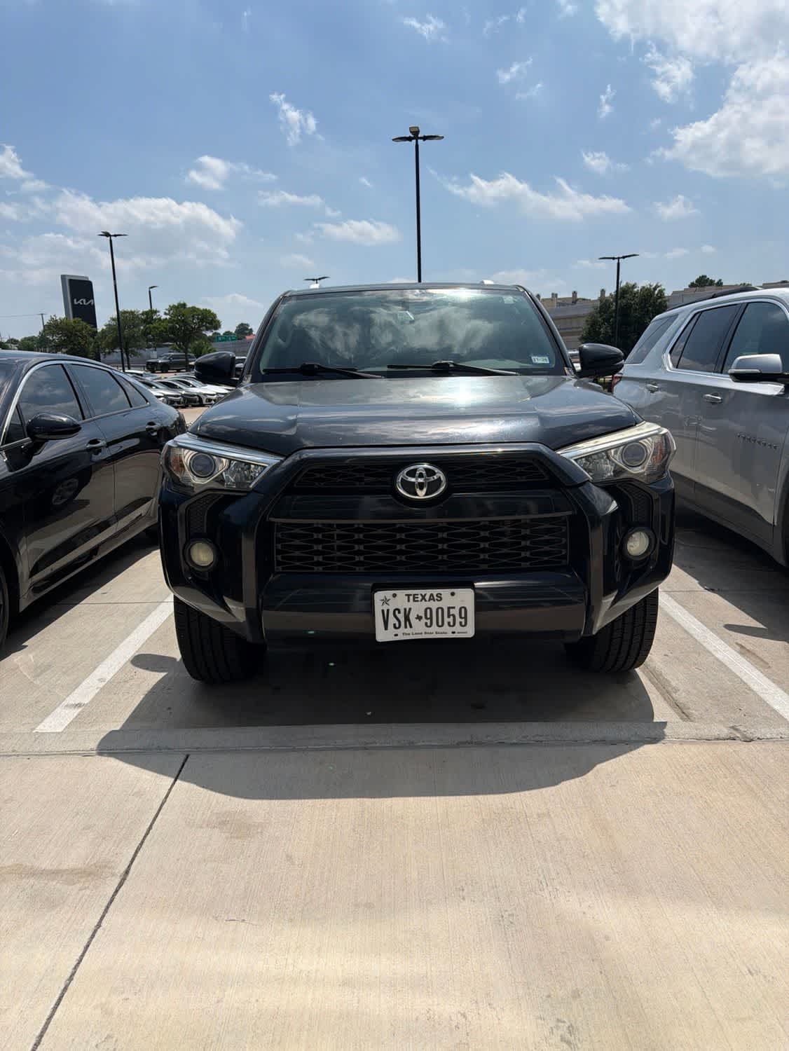 Thumbnail: 2014 Toyota 4Runner - 3