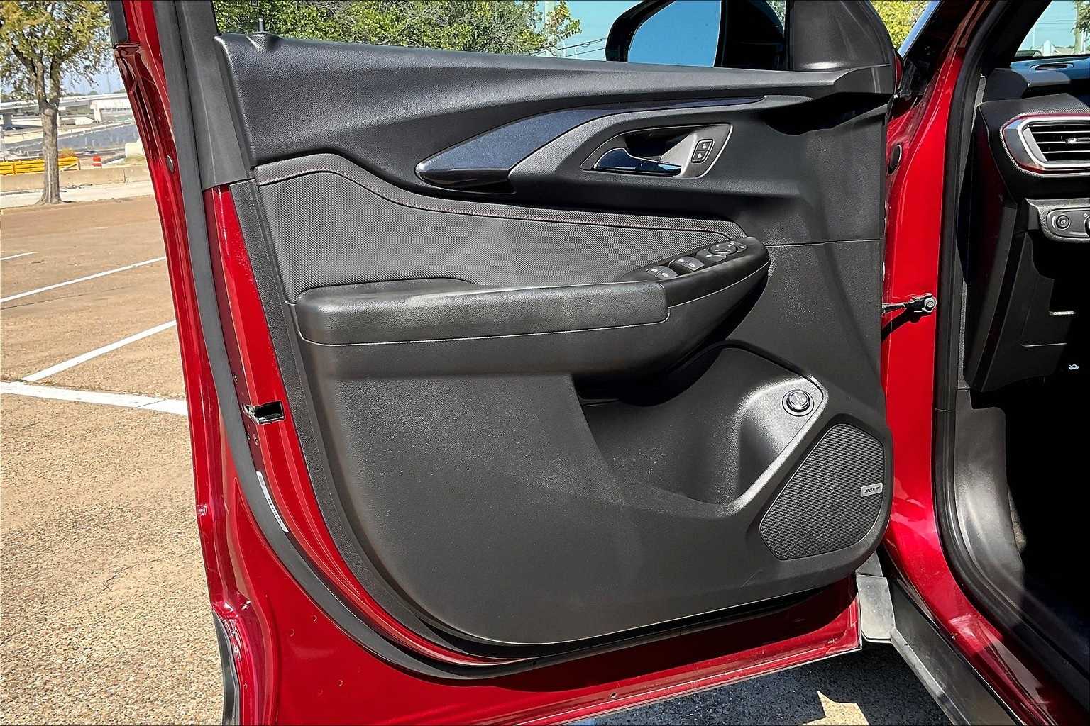 Thumbnail: 2023 Chevrolet TrailBlazer - 27