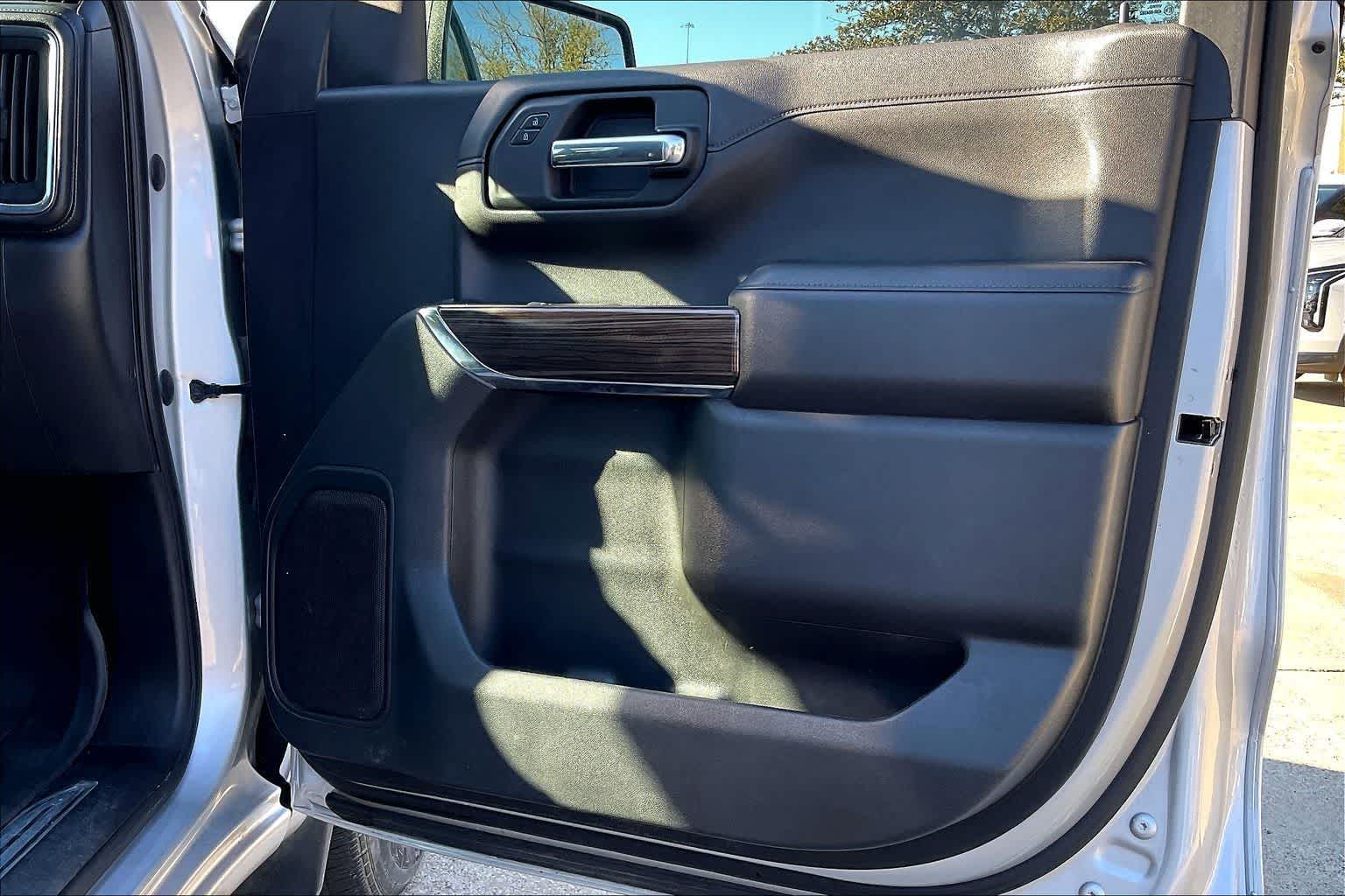 Thumbnail: 2021 Chevrolet Silverado 1500 - 27