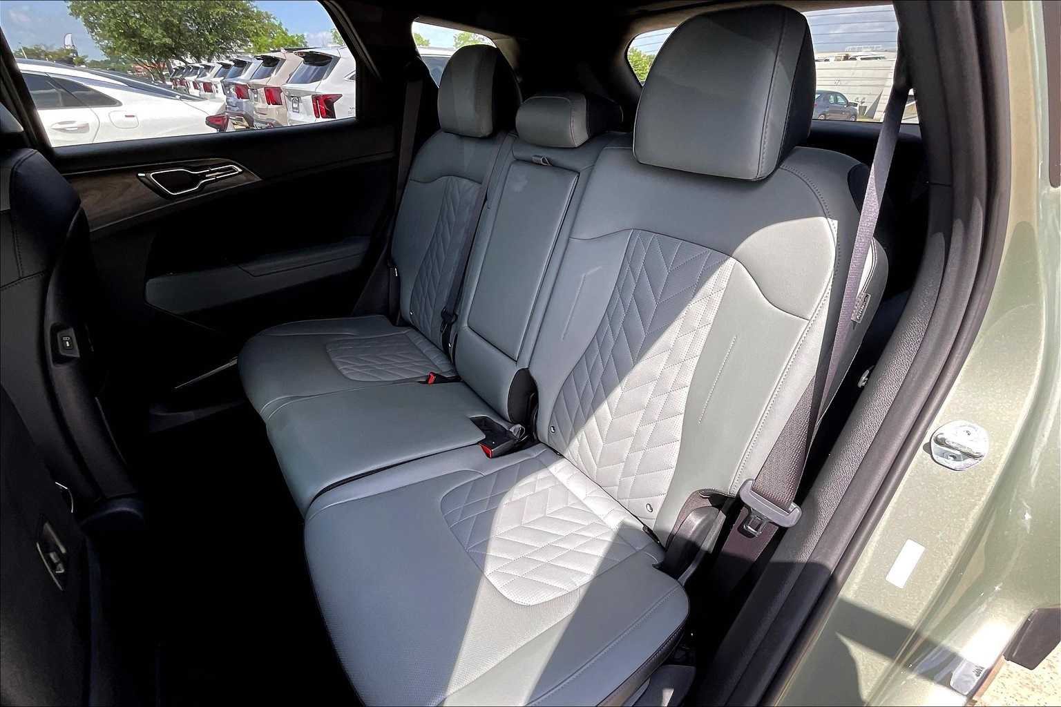 Thumbnail: 2024 Kia Sportage - 28