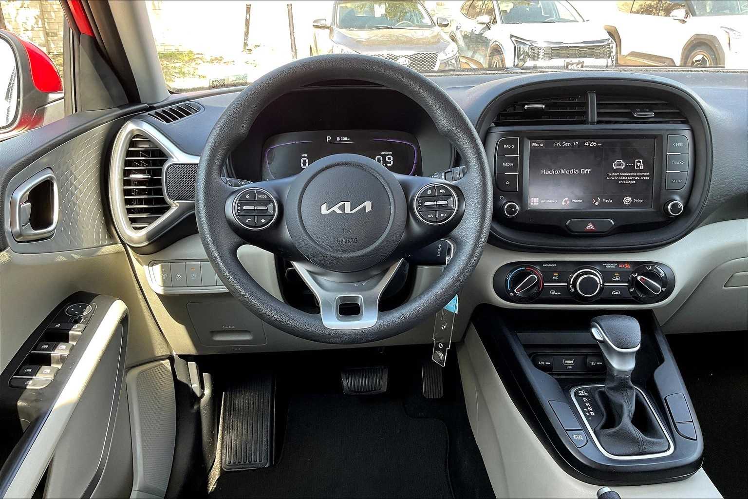Thumbnail: 2023 Kia Soul - 13