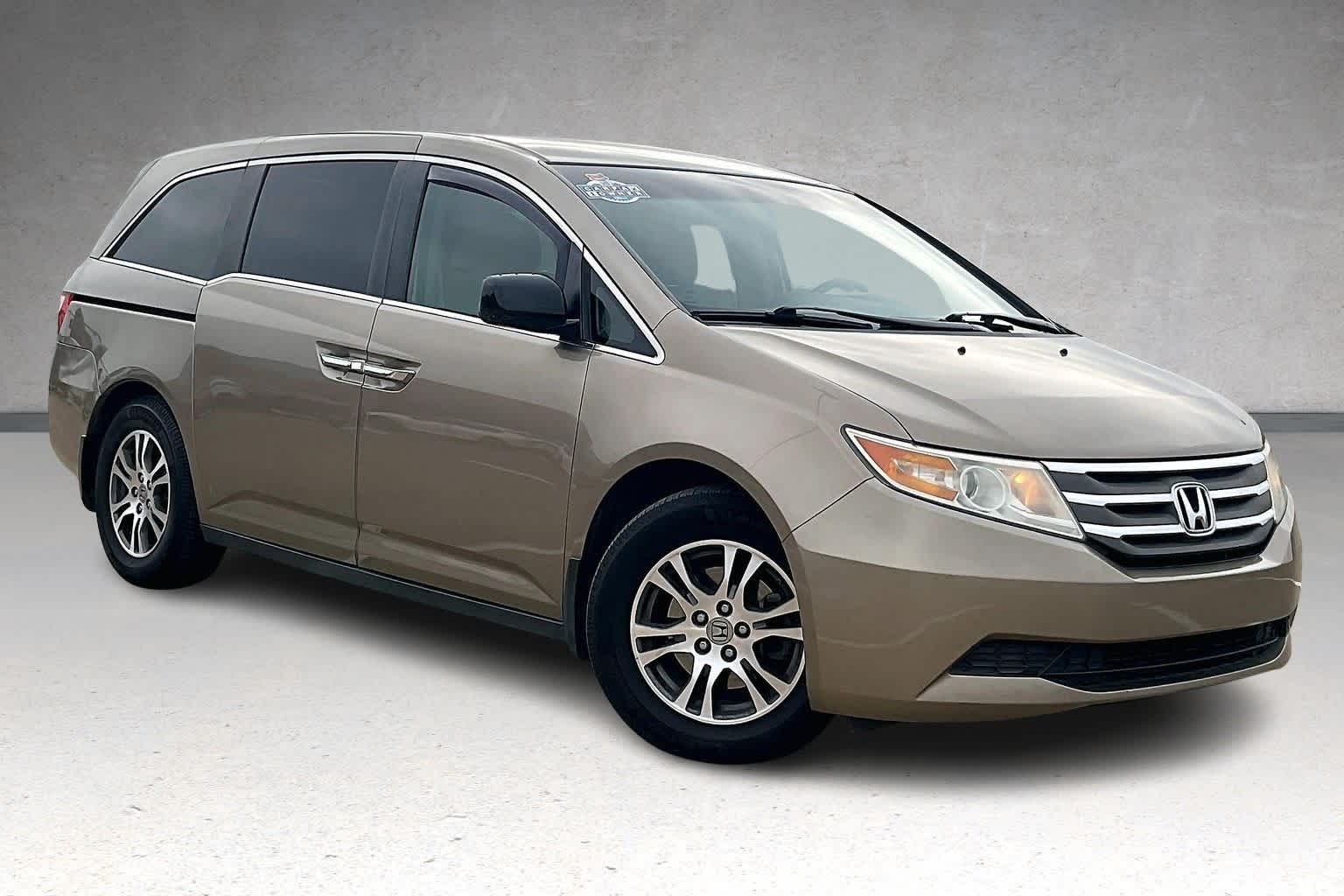 Thumbnail: 2011 Honda Odyssey - 20