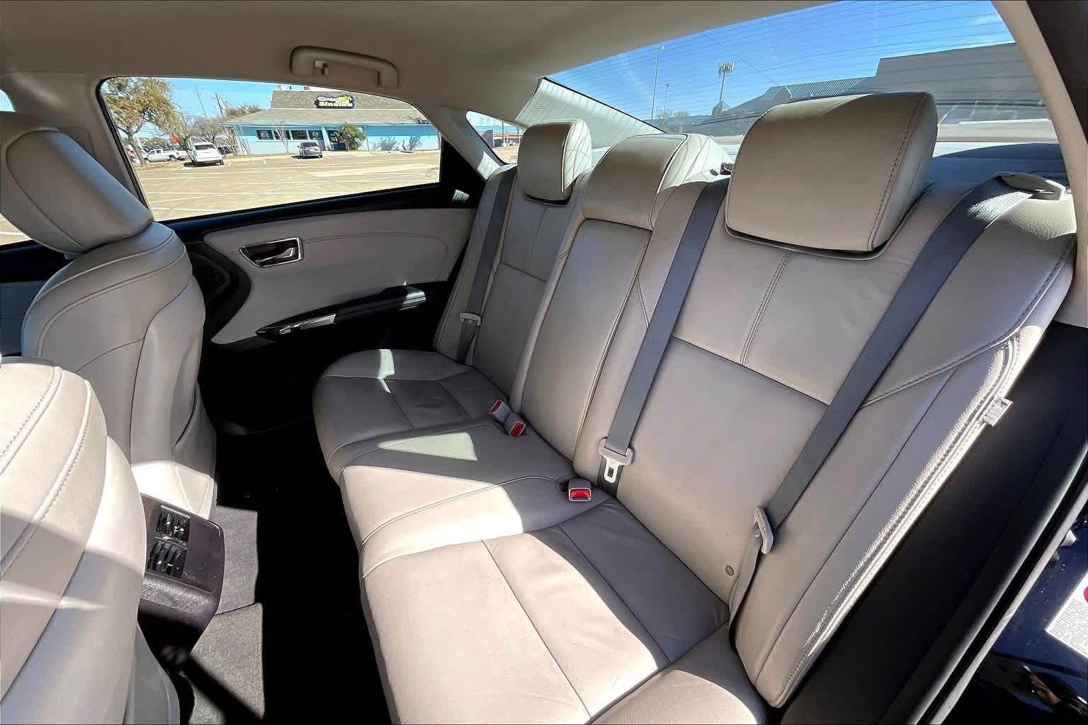 Thumbnail: 2018 Toyota Avalon - 29