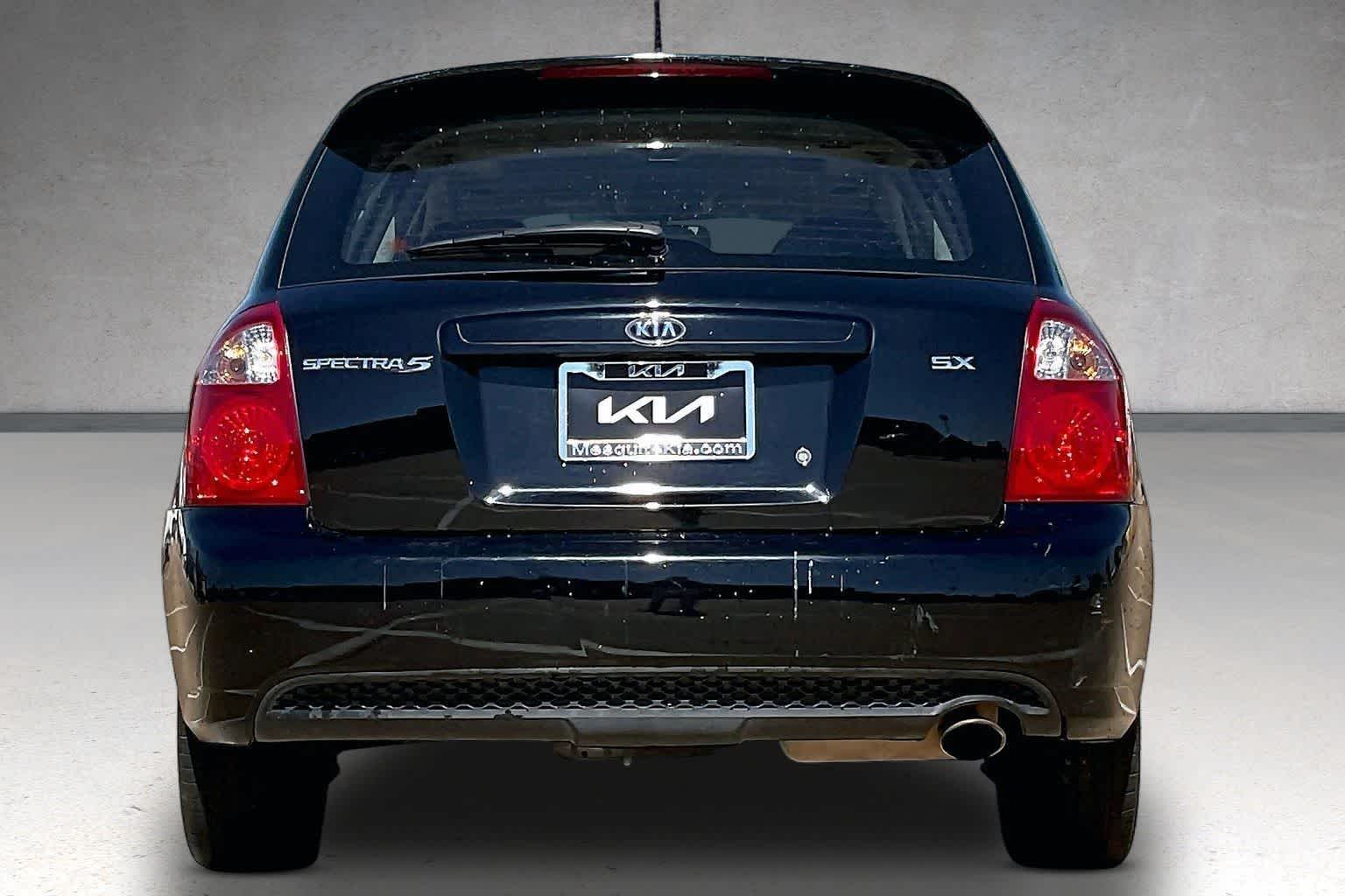 Thumbnail: 2008 Kia Spectra5 - 5