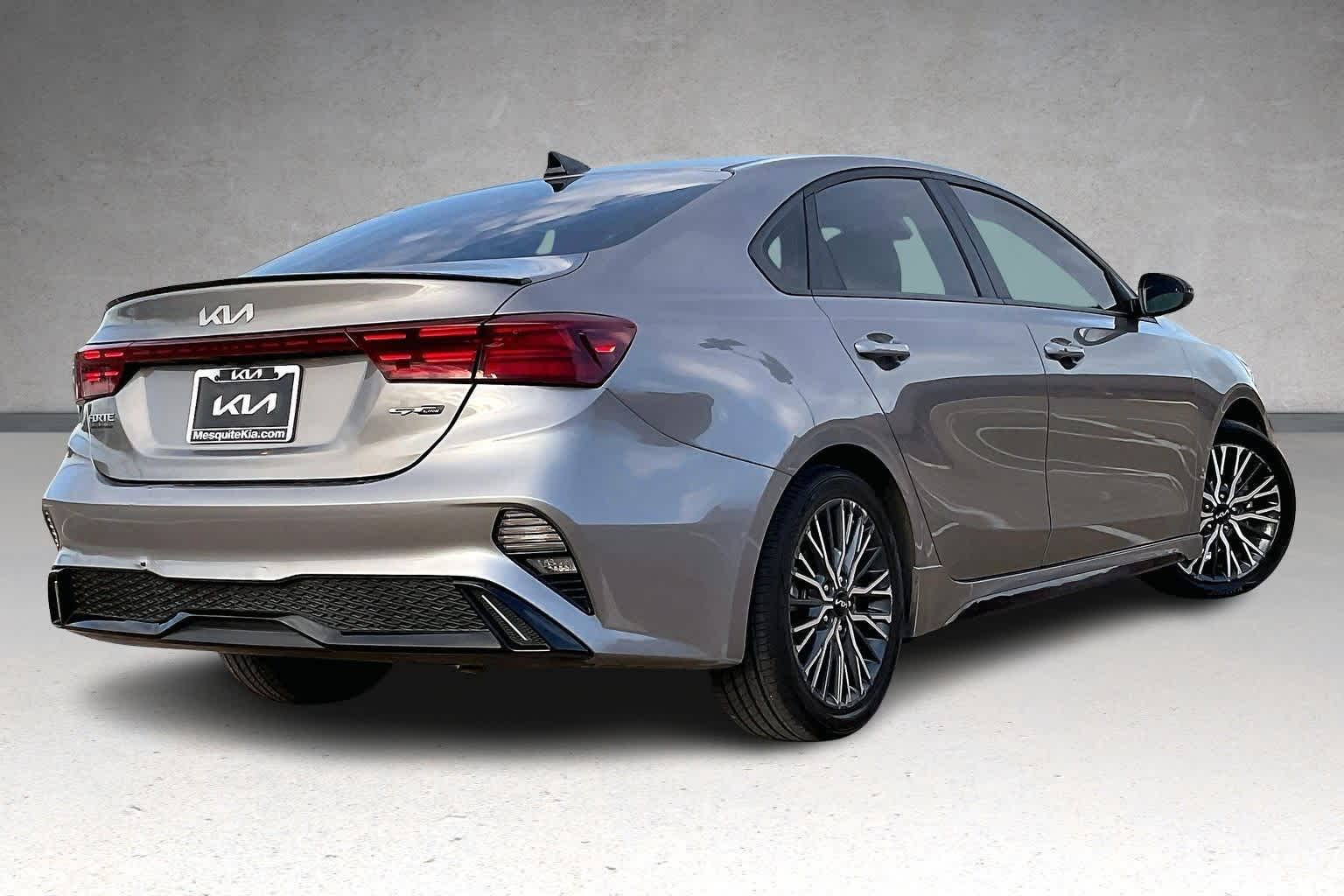 Thumbnail: 2024 Kia Forte - 22