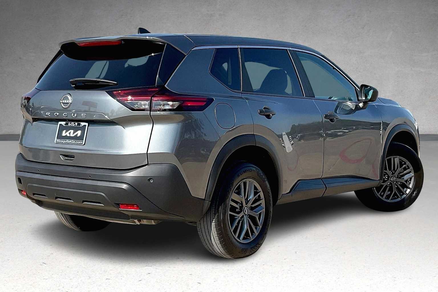 Thumbnail: 2023 Nissan Rogue - 21