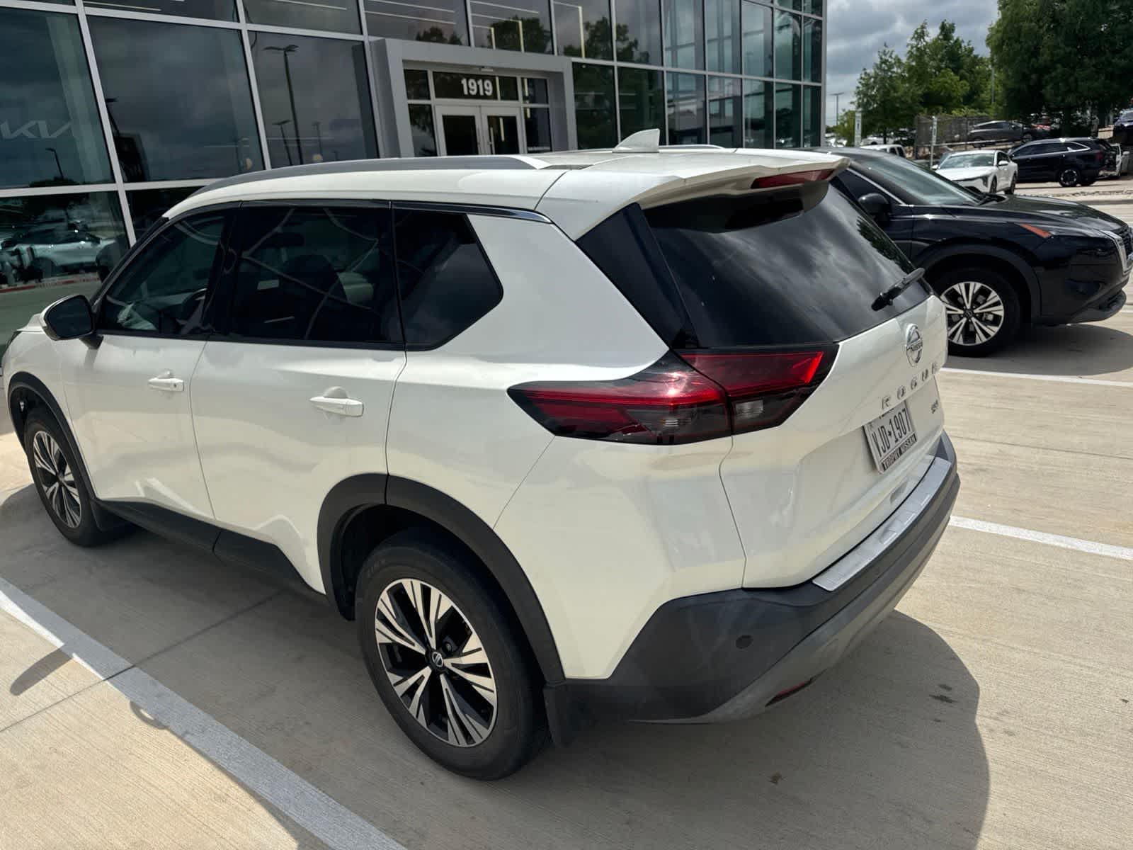 Thumbnail: 2021 Nissan Rogue - 5
