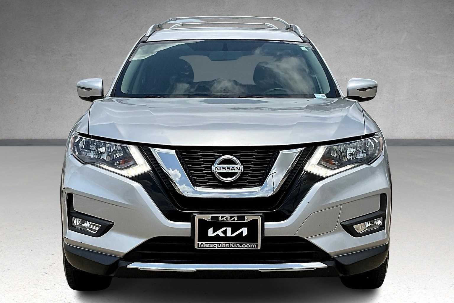 Thumbnail: 2017 Nissan Rogue - 6