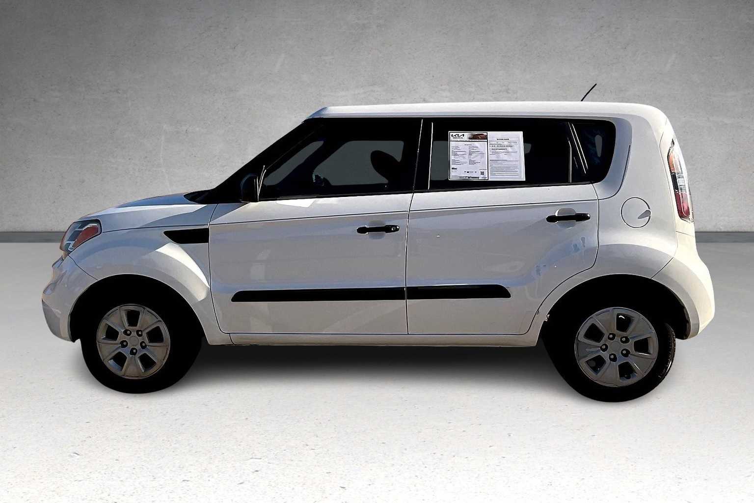 Thumbnail: 2011 Kia Soul - 3
