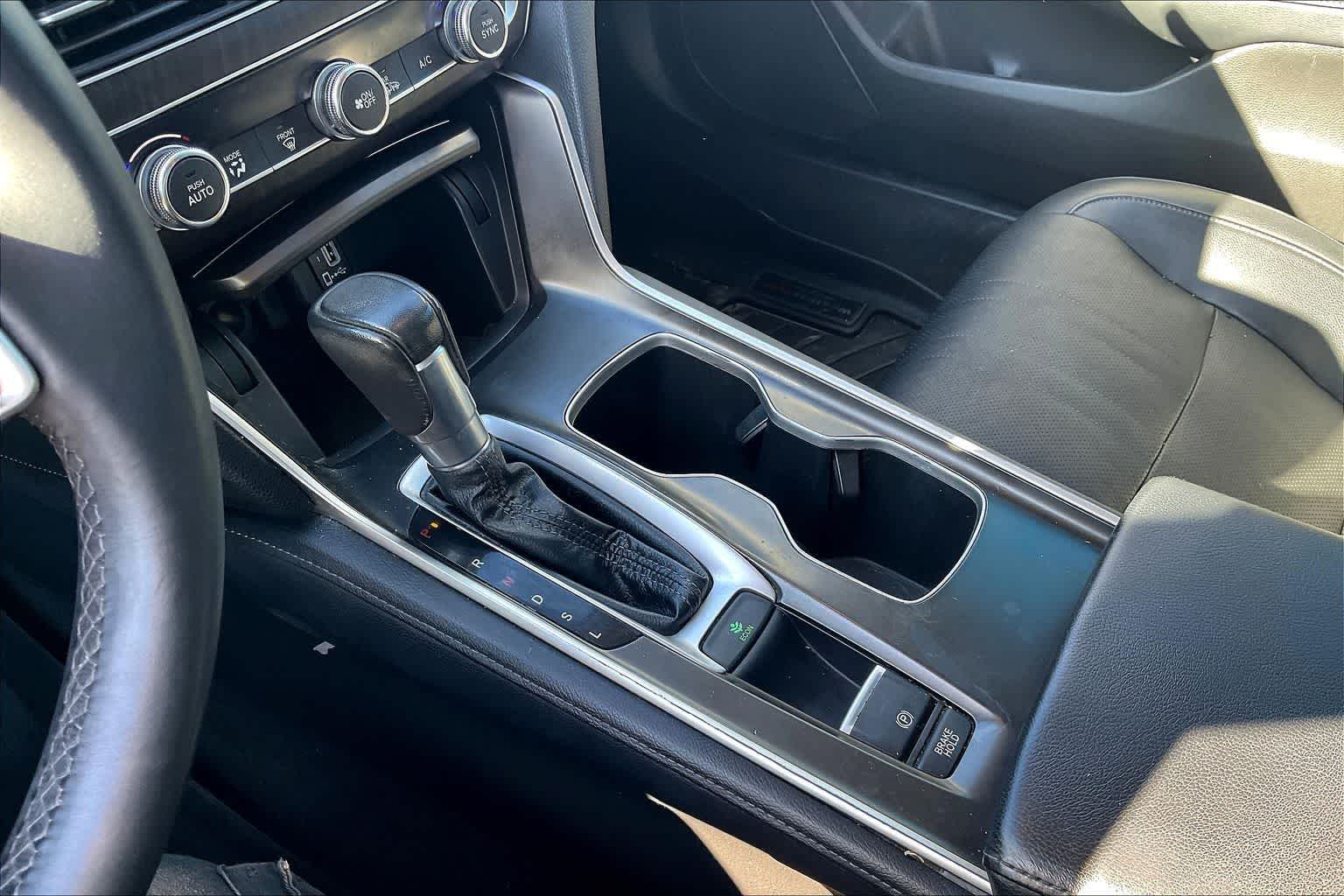 Thumbnail: 2018 Honda Accord - 16