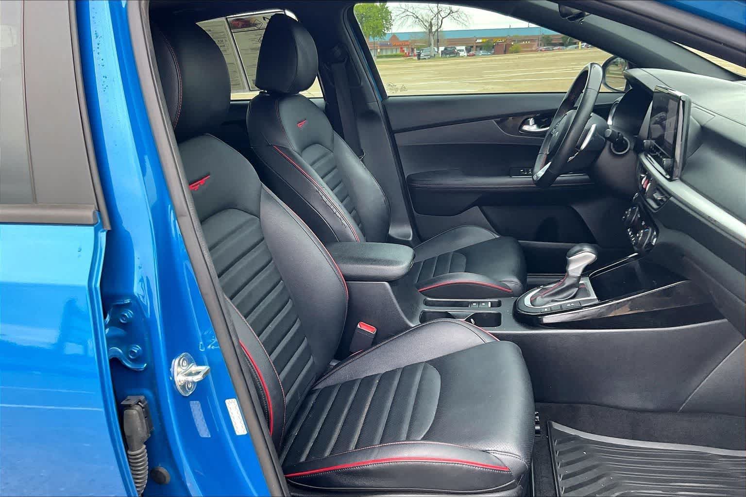 Thumbnail: 2023 Kia Forte - 13