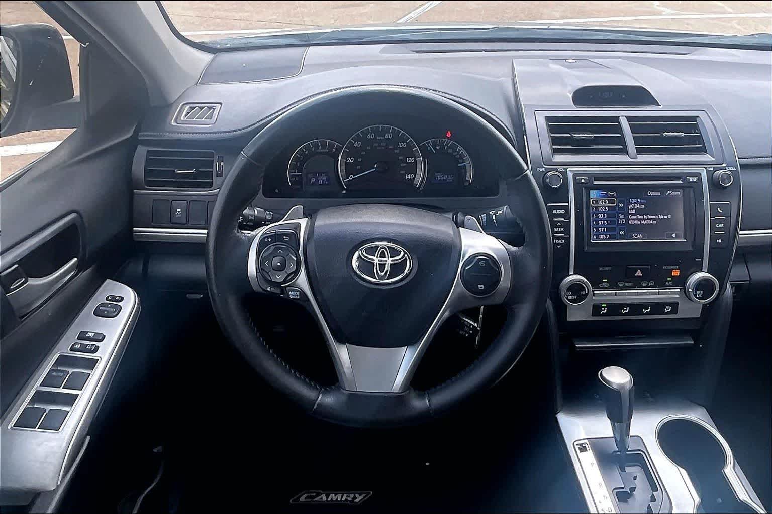 Thumbnail: 2014 Toyota Camry - 13