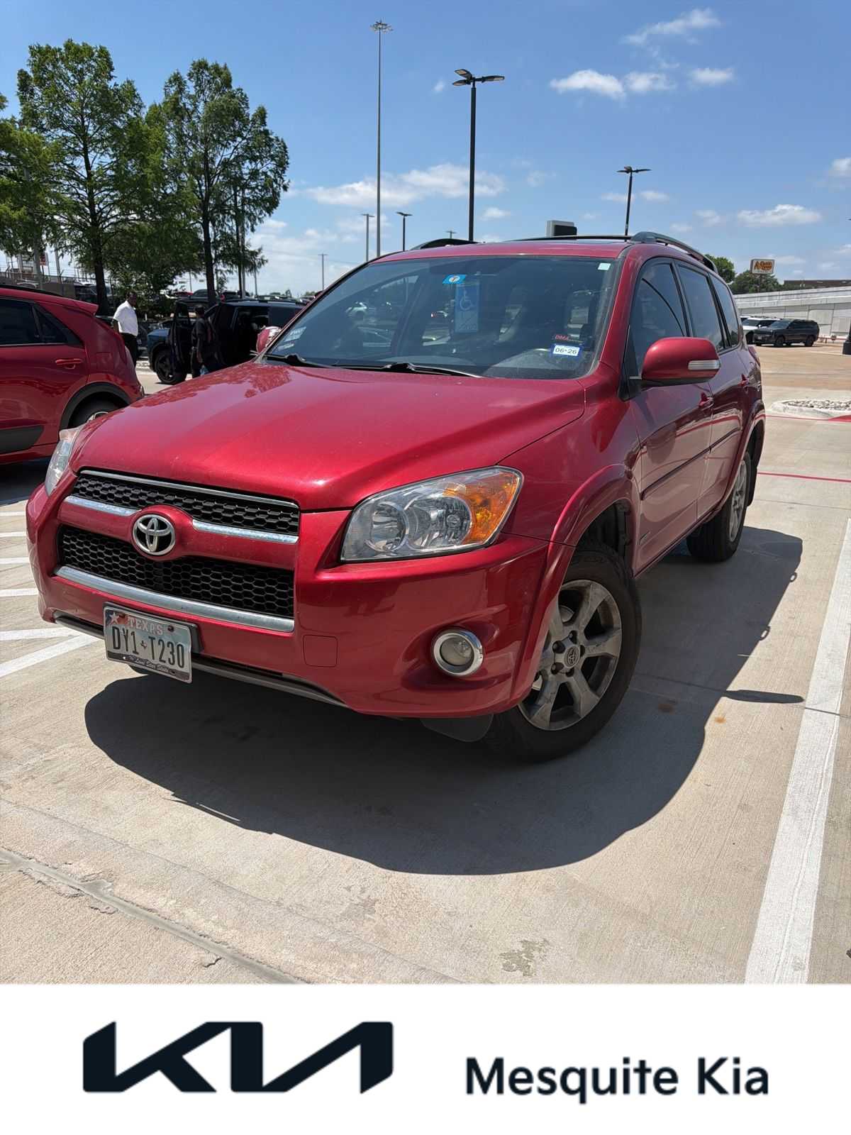 Thumbnail: 2012 Toyota RAV4 - 1