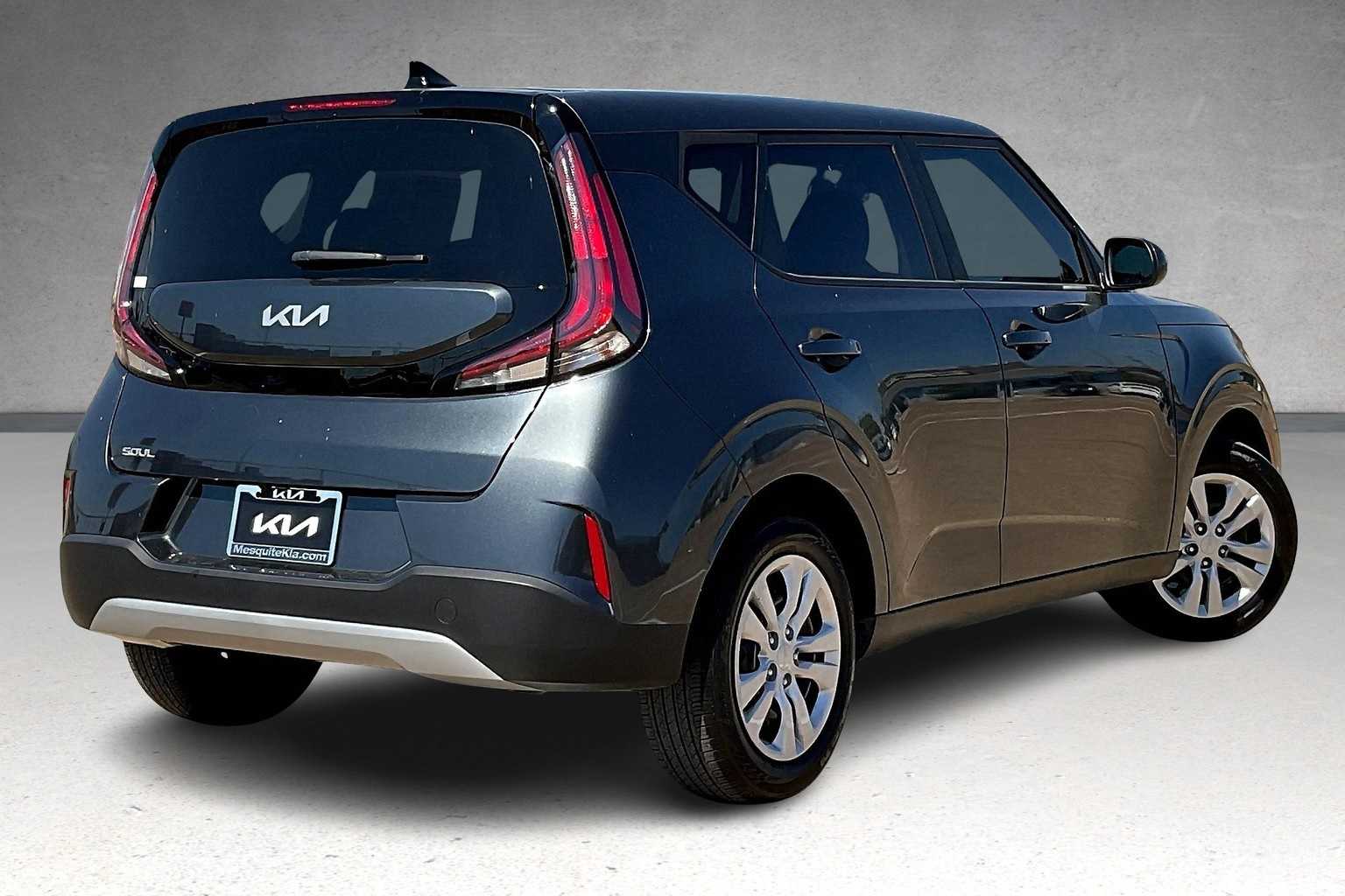 Thumbnail: 2023 Kia Soul - 21