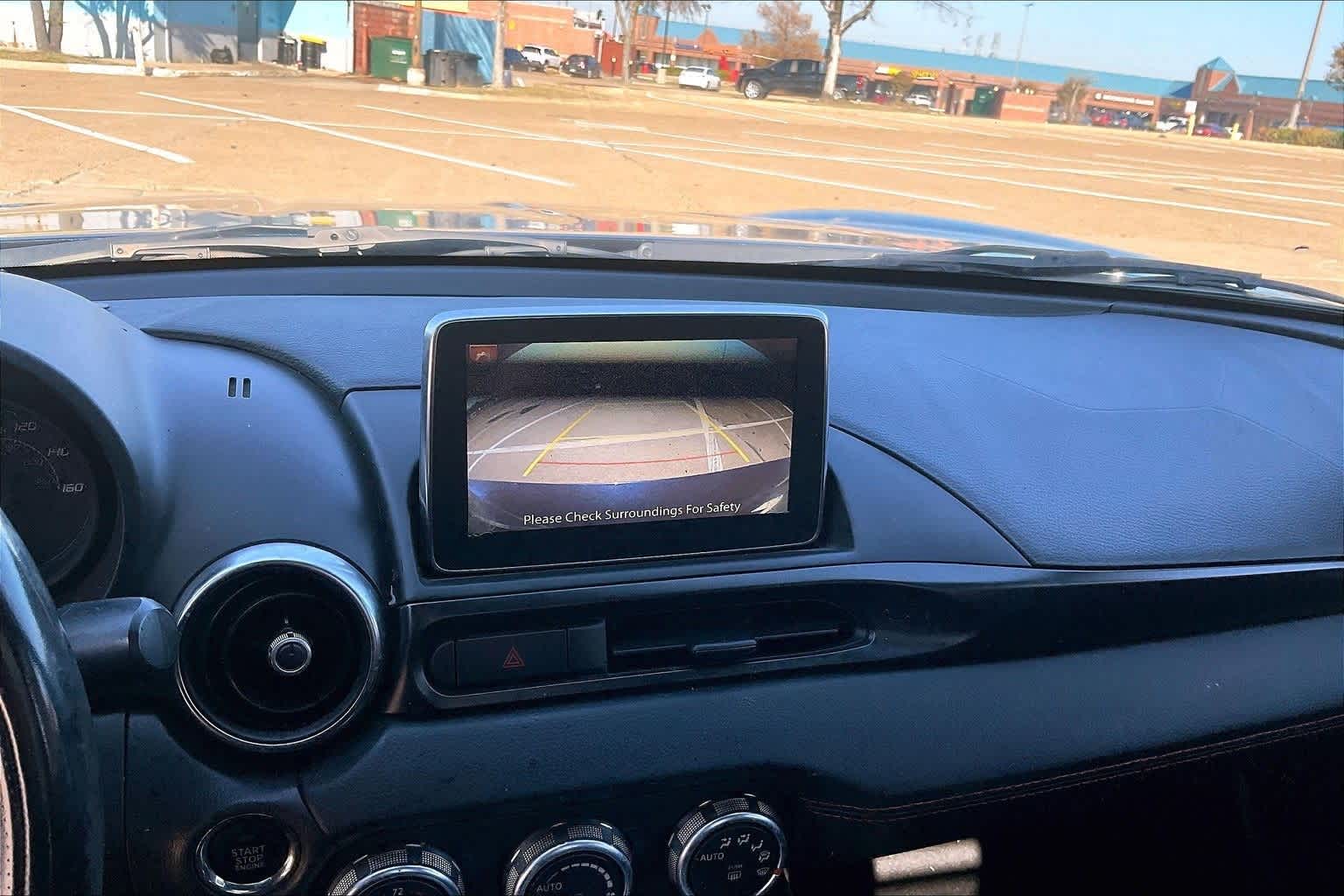 Thumbnail: 2018 Fiat 124 Spider - 24