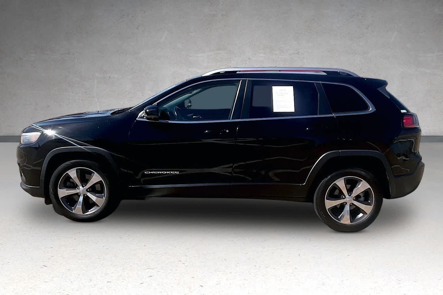 Thumbnail: 2019 Jeep Cherokee - 2