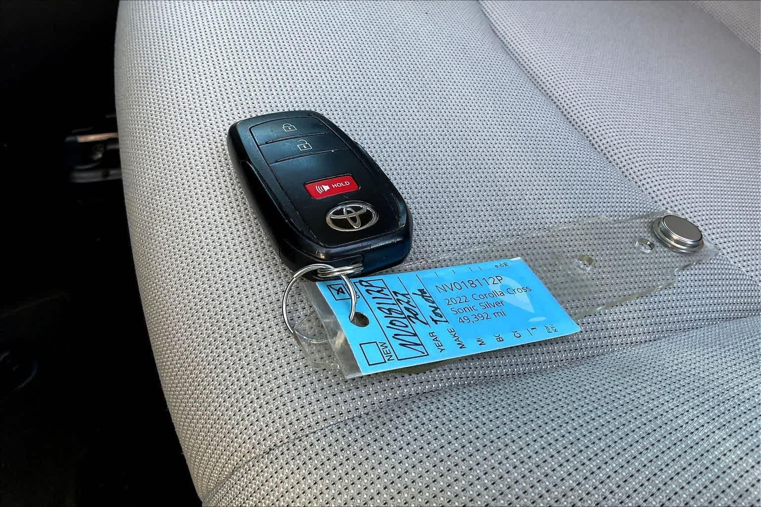 Thumbnail: 2022 Toyota Corolla Cross - 18