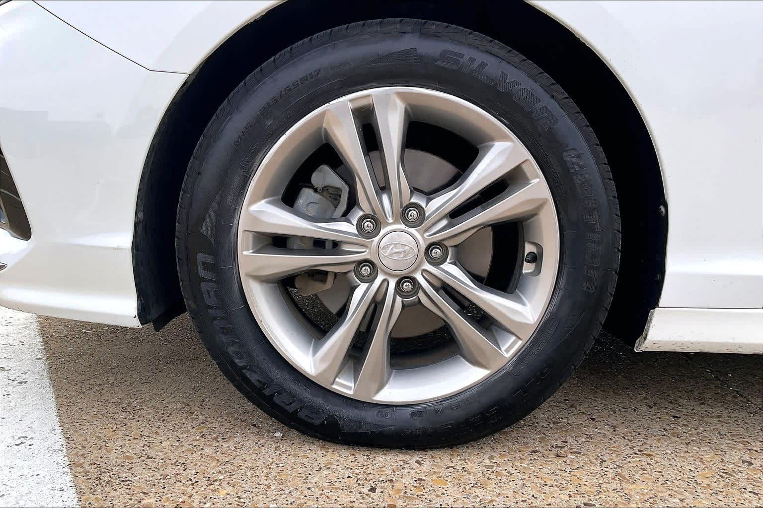 Thumbnail: 2018 Hyundai Sonata - 8