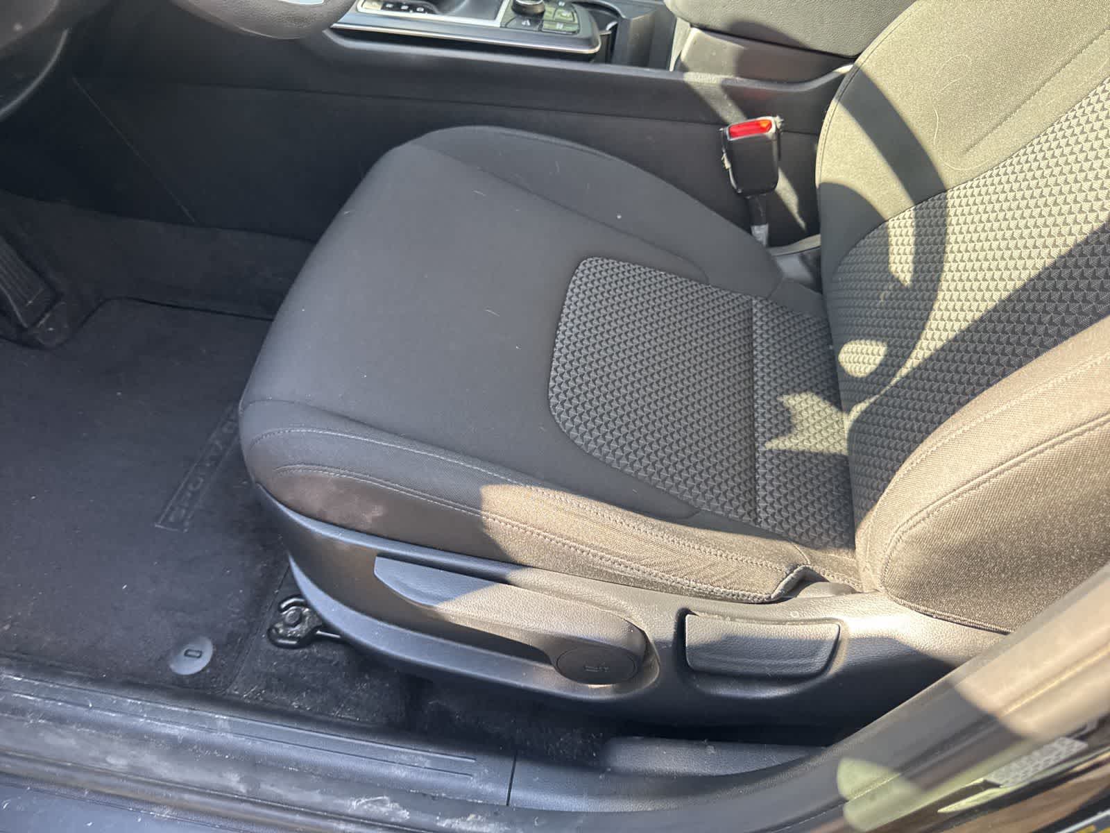 Thumbnail: 2023 Kia Sportage - 7